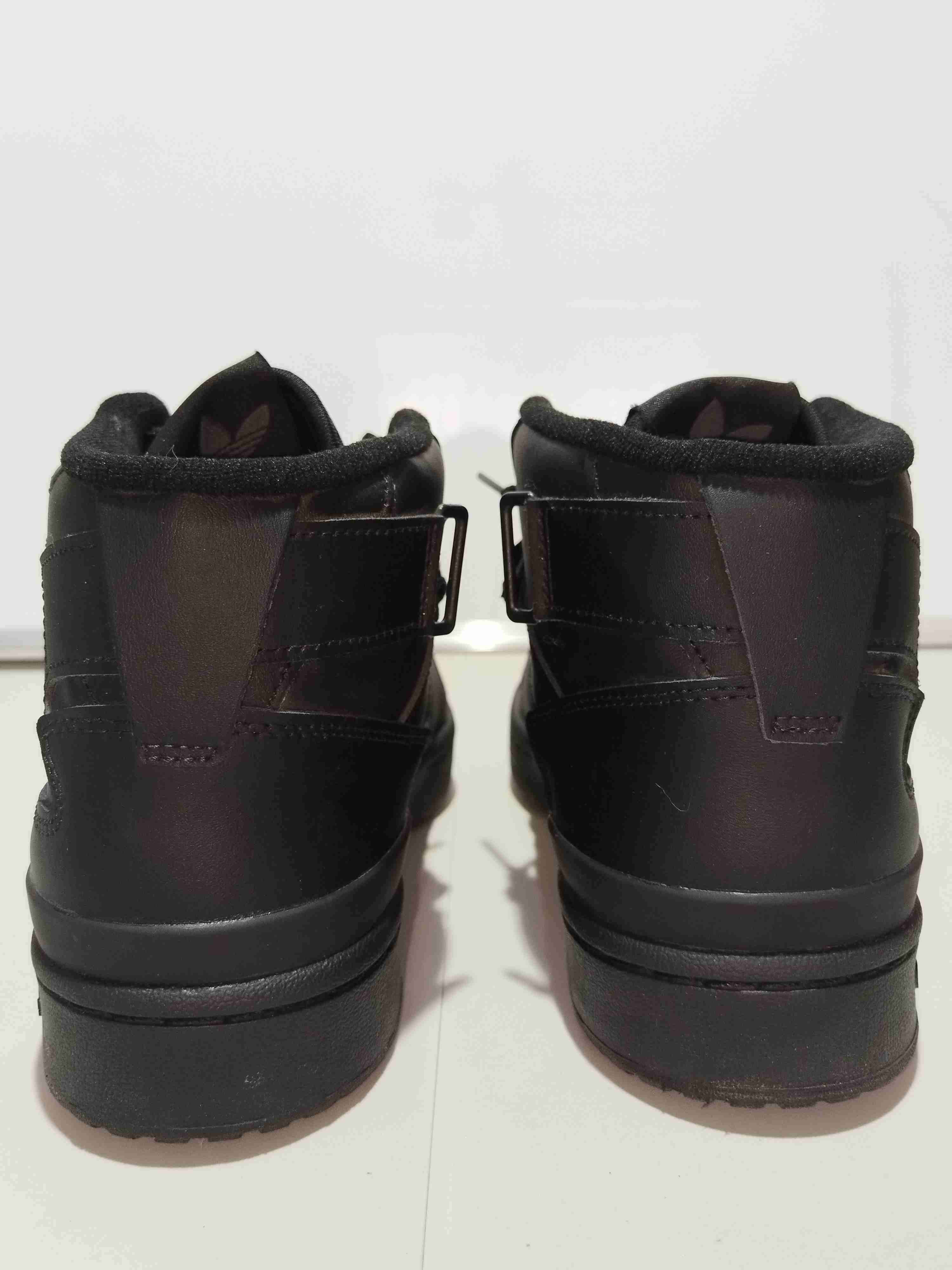 Zapatillas Adidas negras altas - miniatura 2