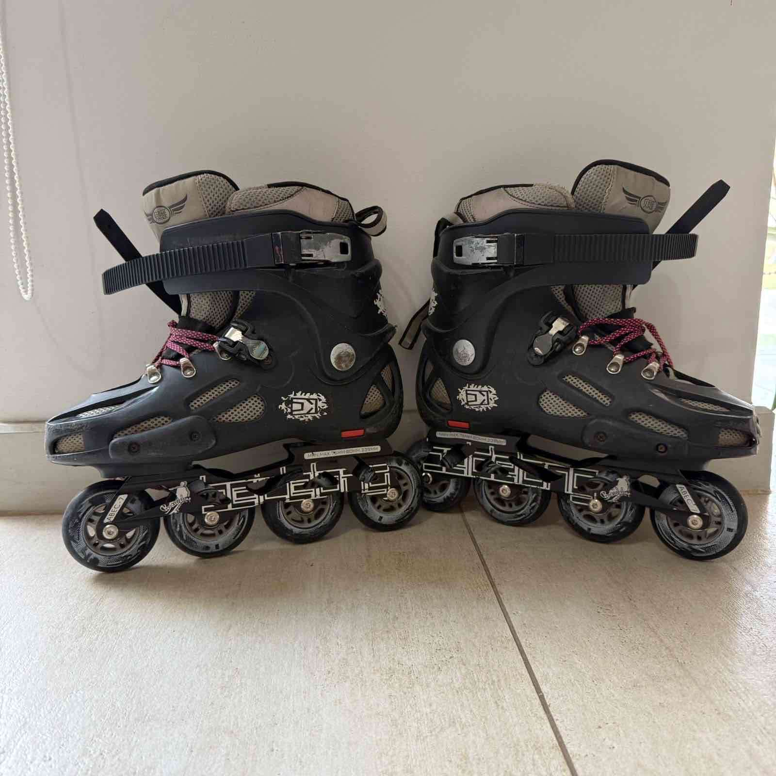 Patines en línea negros - miniatura 2