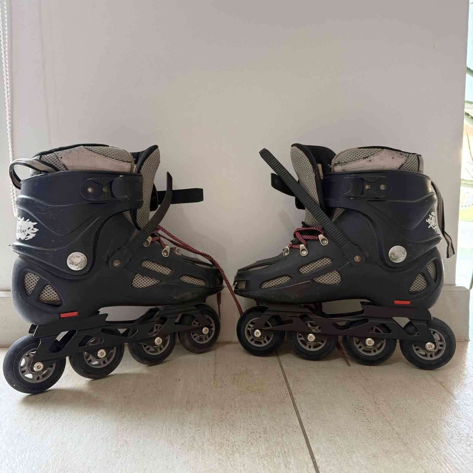 Patines en línea negros - miniatura 3