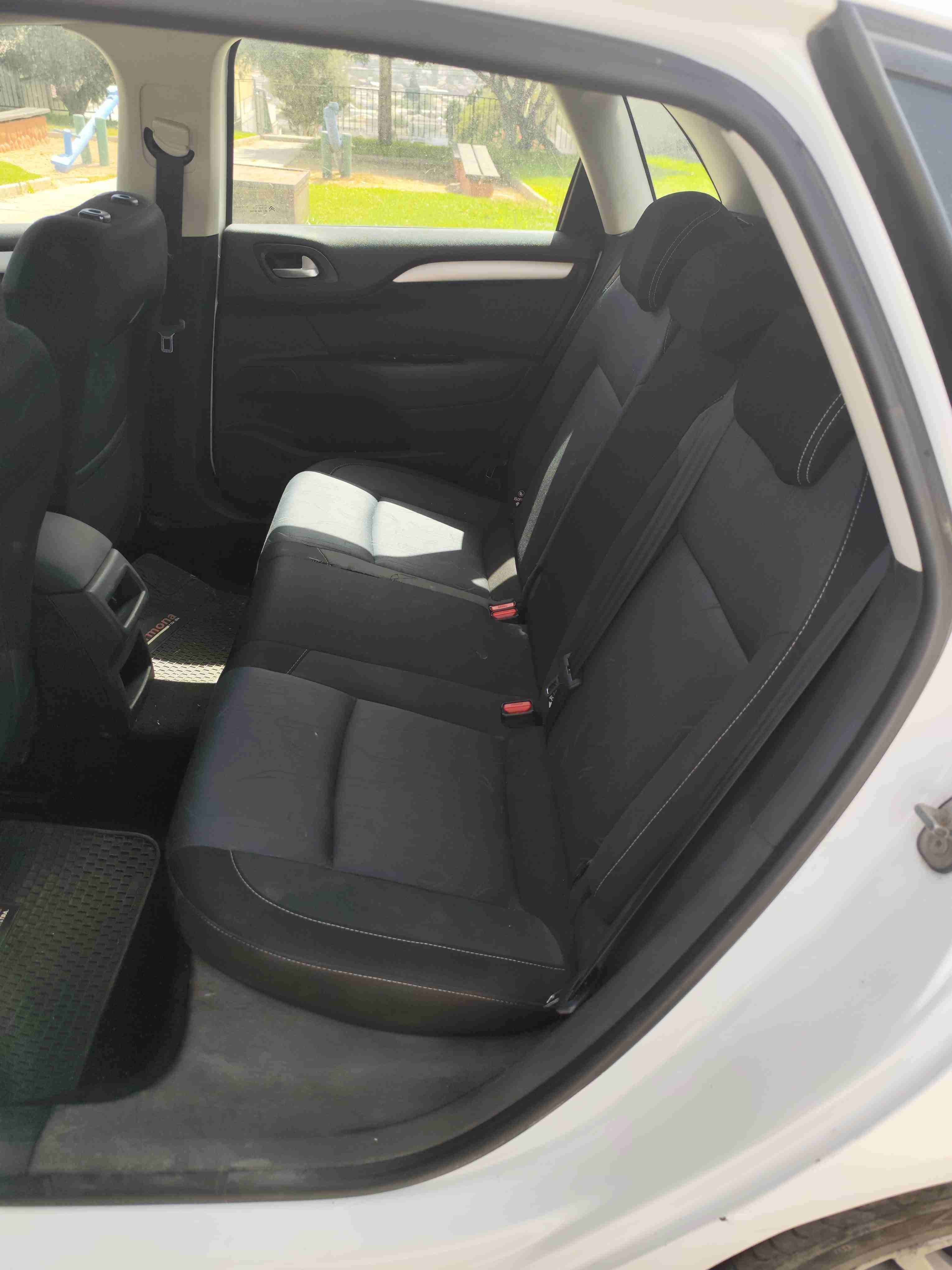 Citroen 1.6 Diesel - miniatura 3