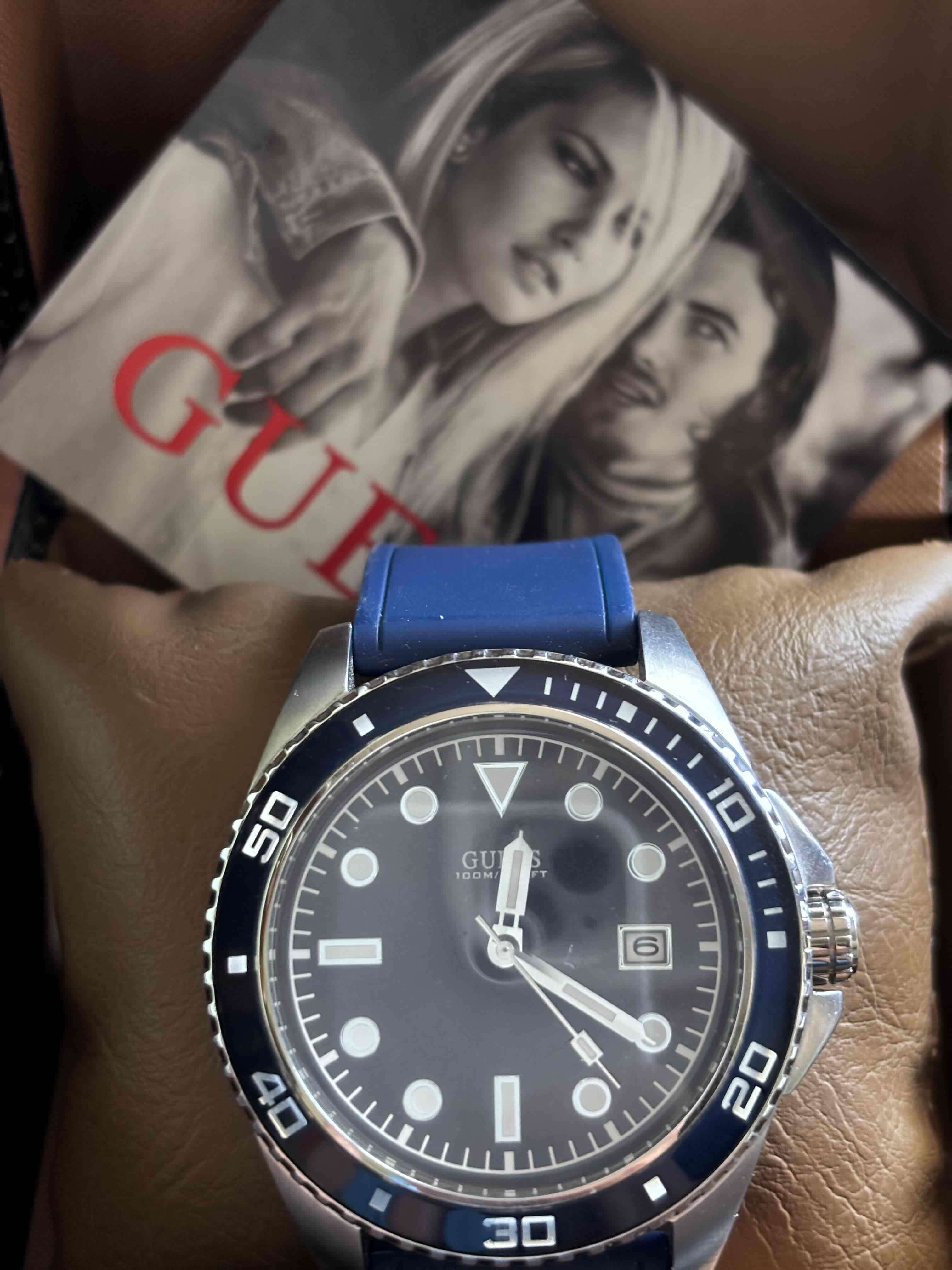 Reloj GUESS de buceo azul - miniatura 4