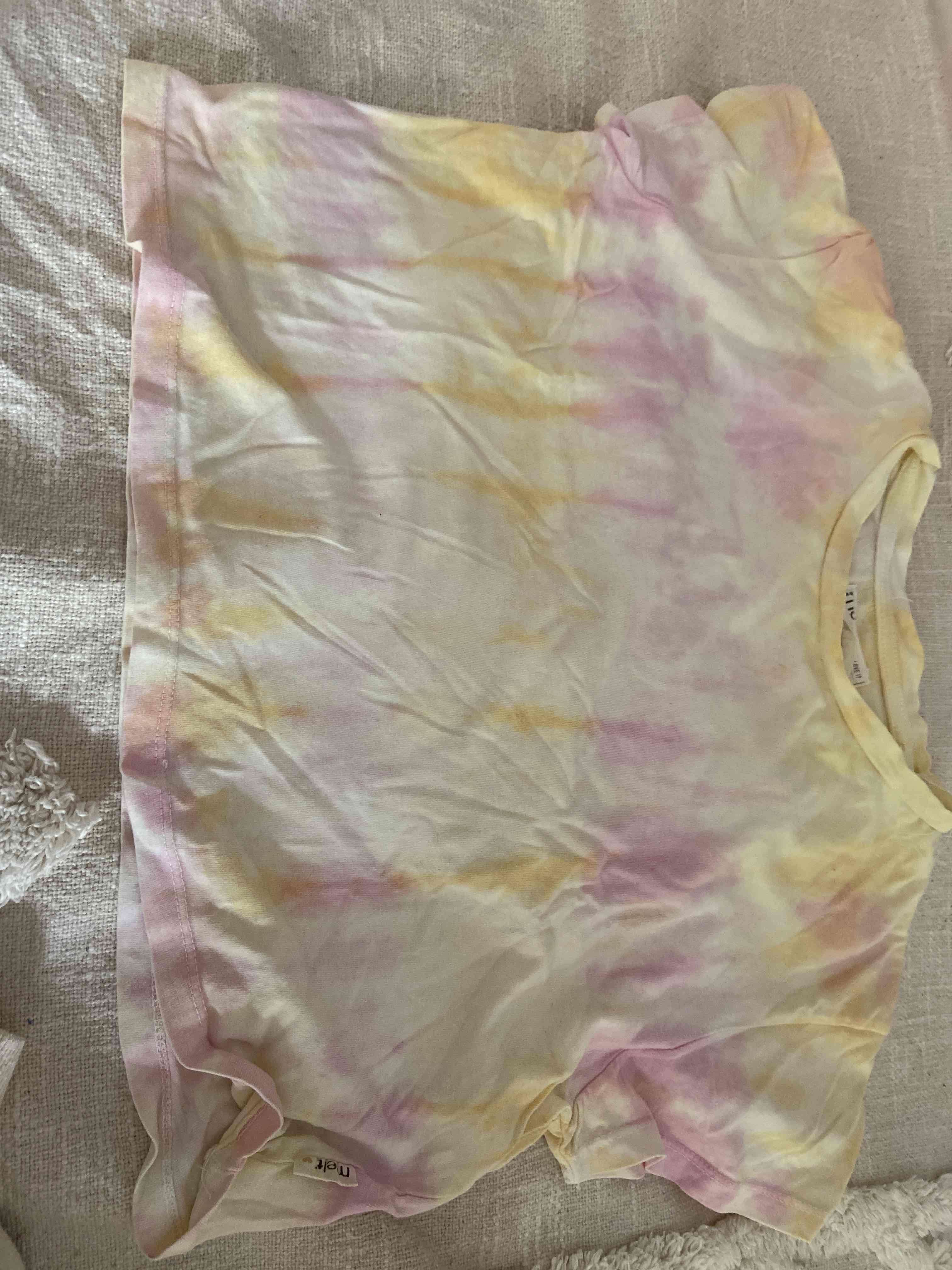 Polera tie-dye pasteles