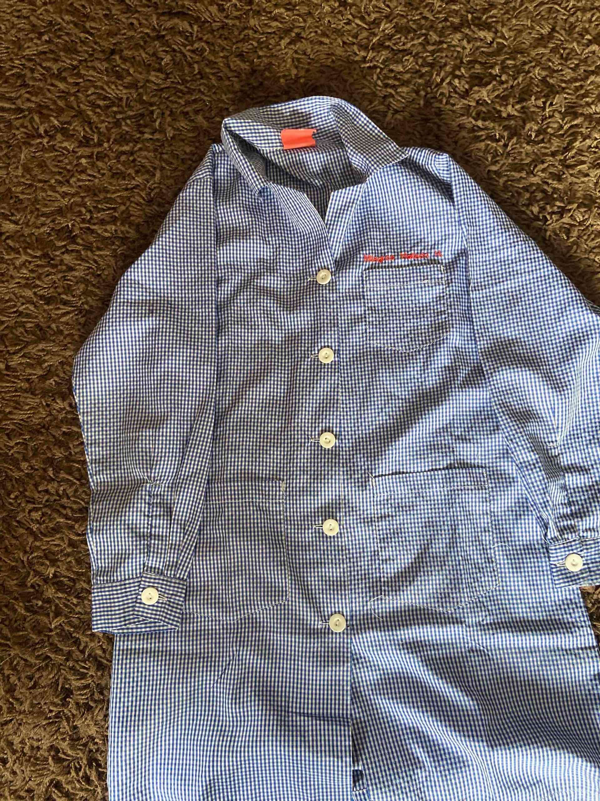 Delantal escolar a cuadros azul