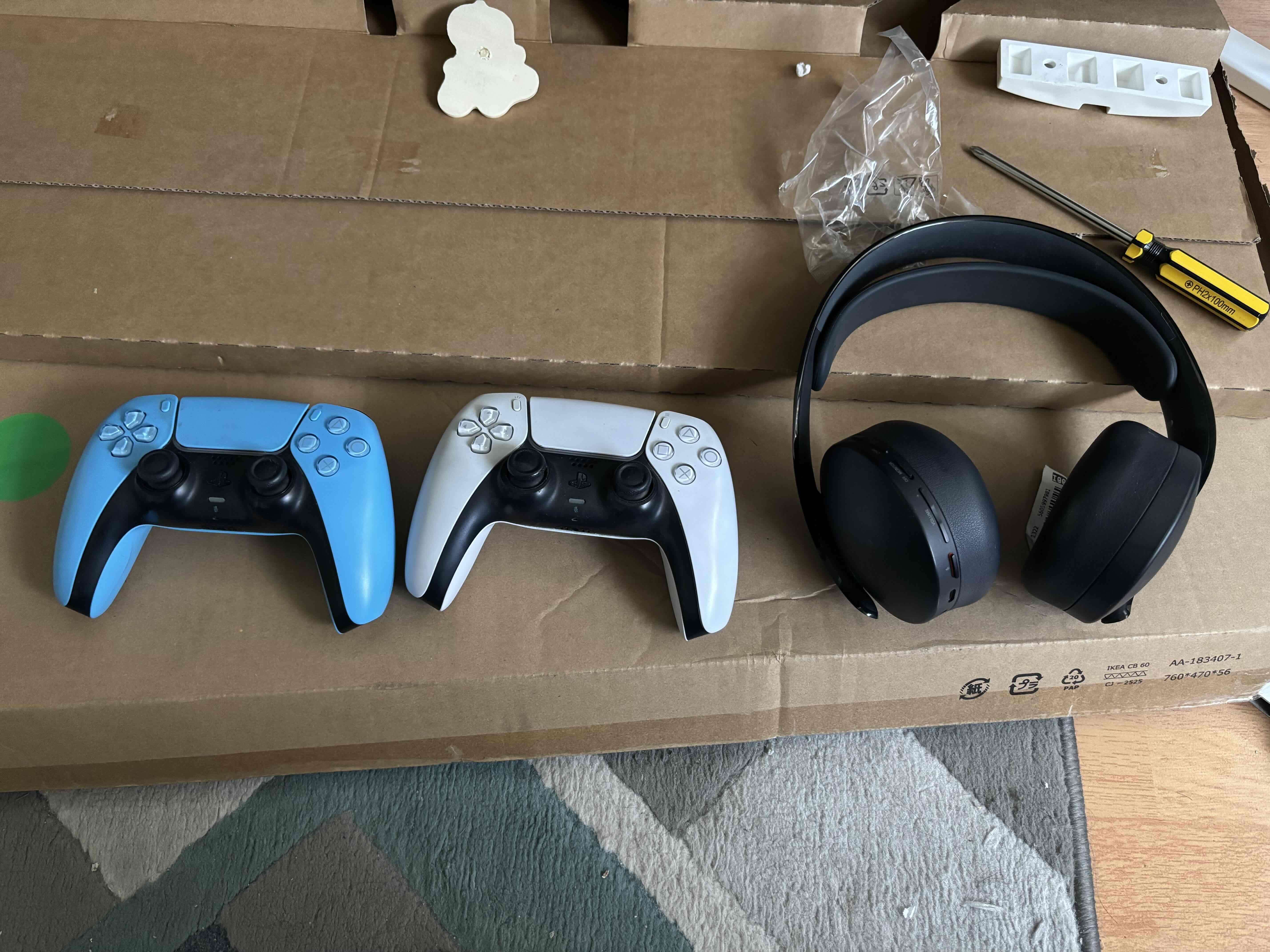 PlayStation 5 versión disco - miniatura 2