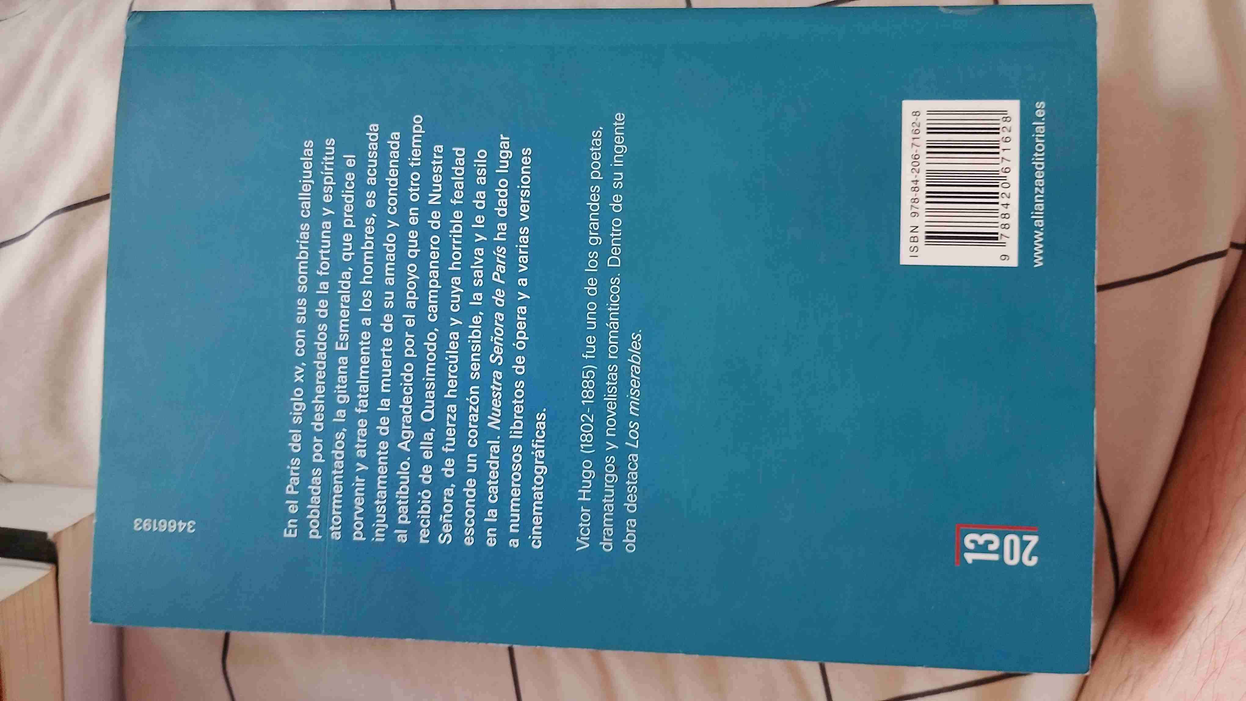 Libro 'Nuestra Señora de París' - miniatura 2