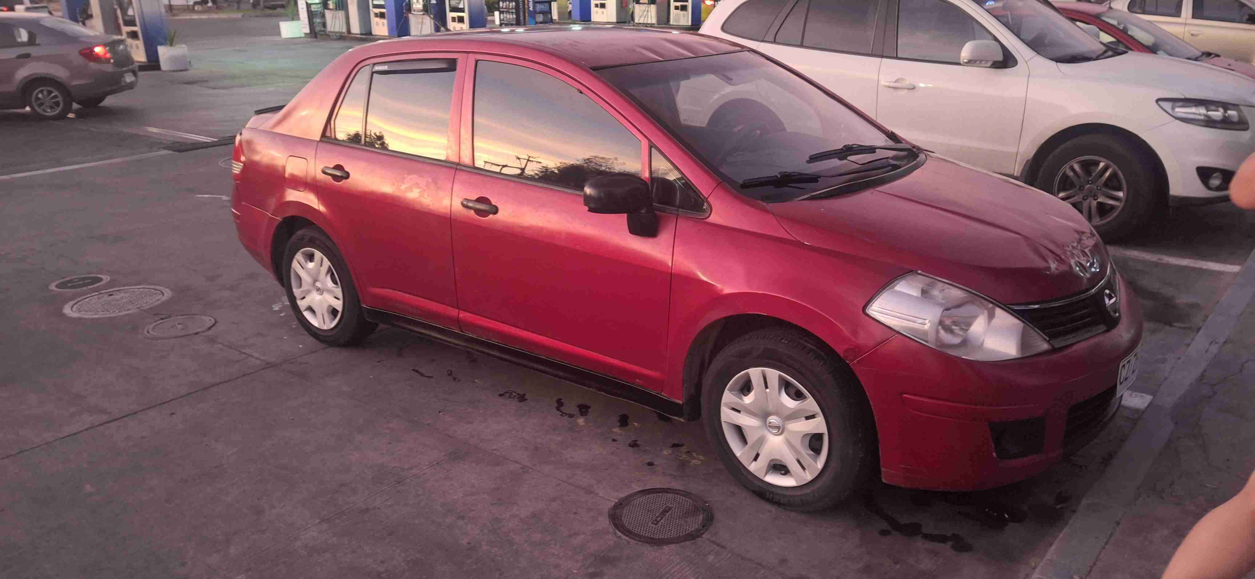 Nissan tiida 1.6 cc año 2011 full equipo - miniatura 5