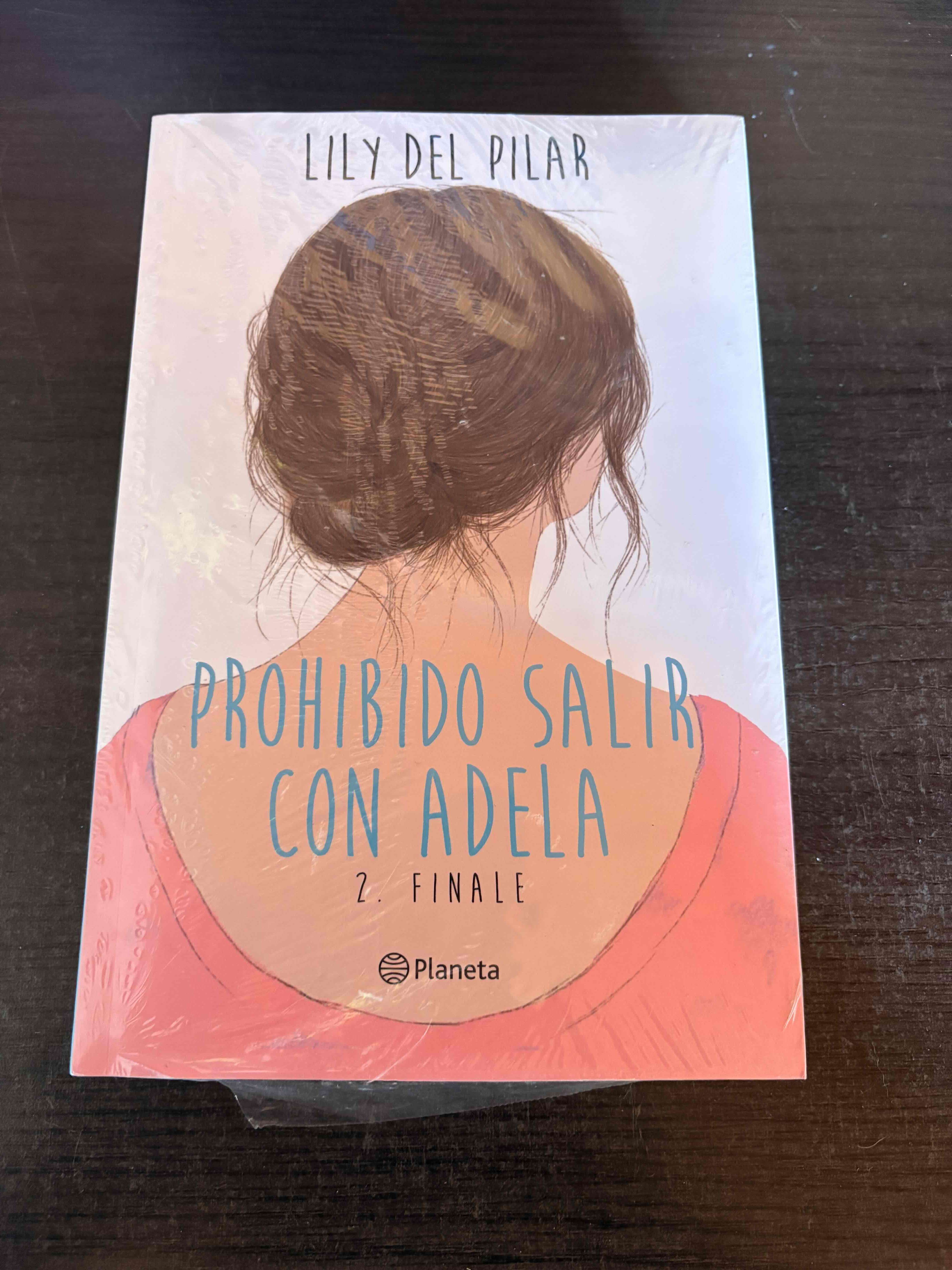 Libro “Prohibido Salir Con Adela 2”