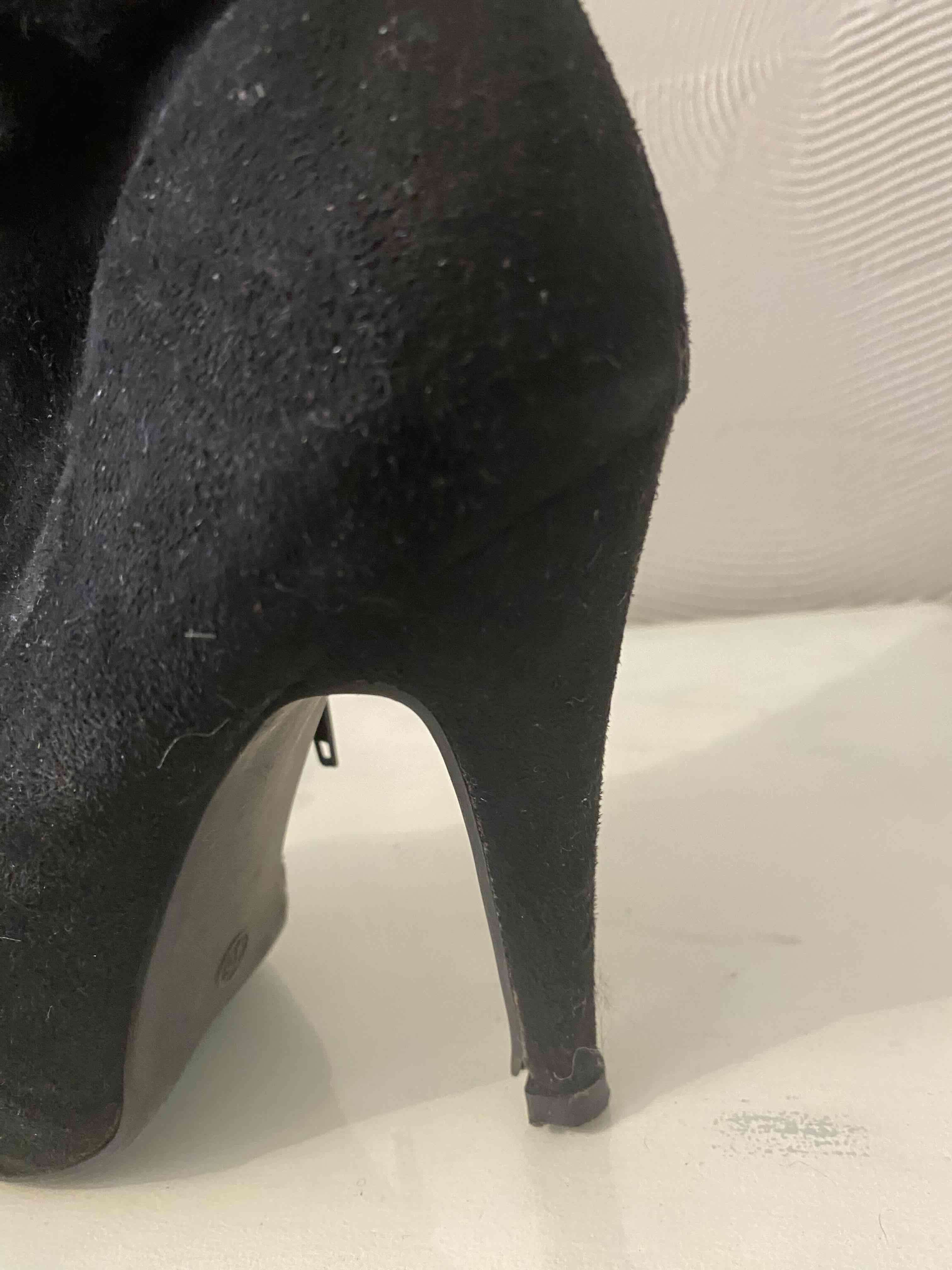 Botín negro de tacón alto - miniatura 3