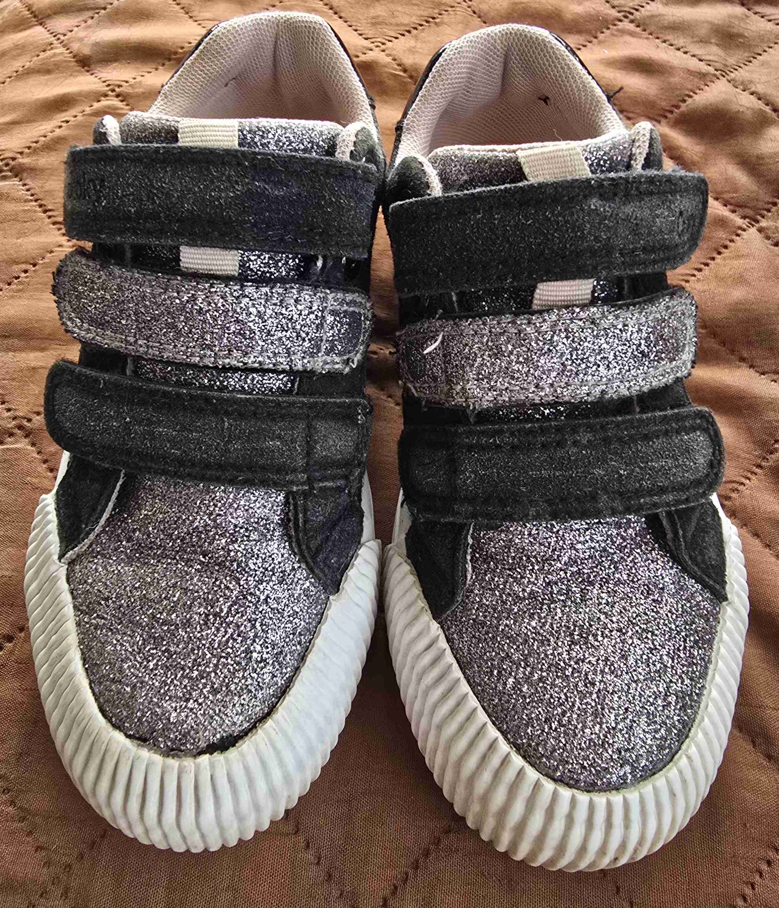 Zapatillas brillantes con velcro - miniatura 3