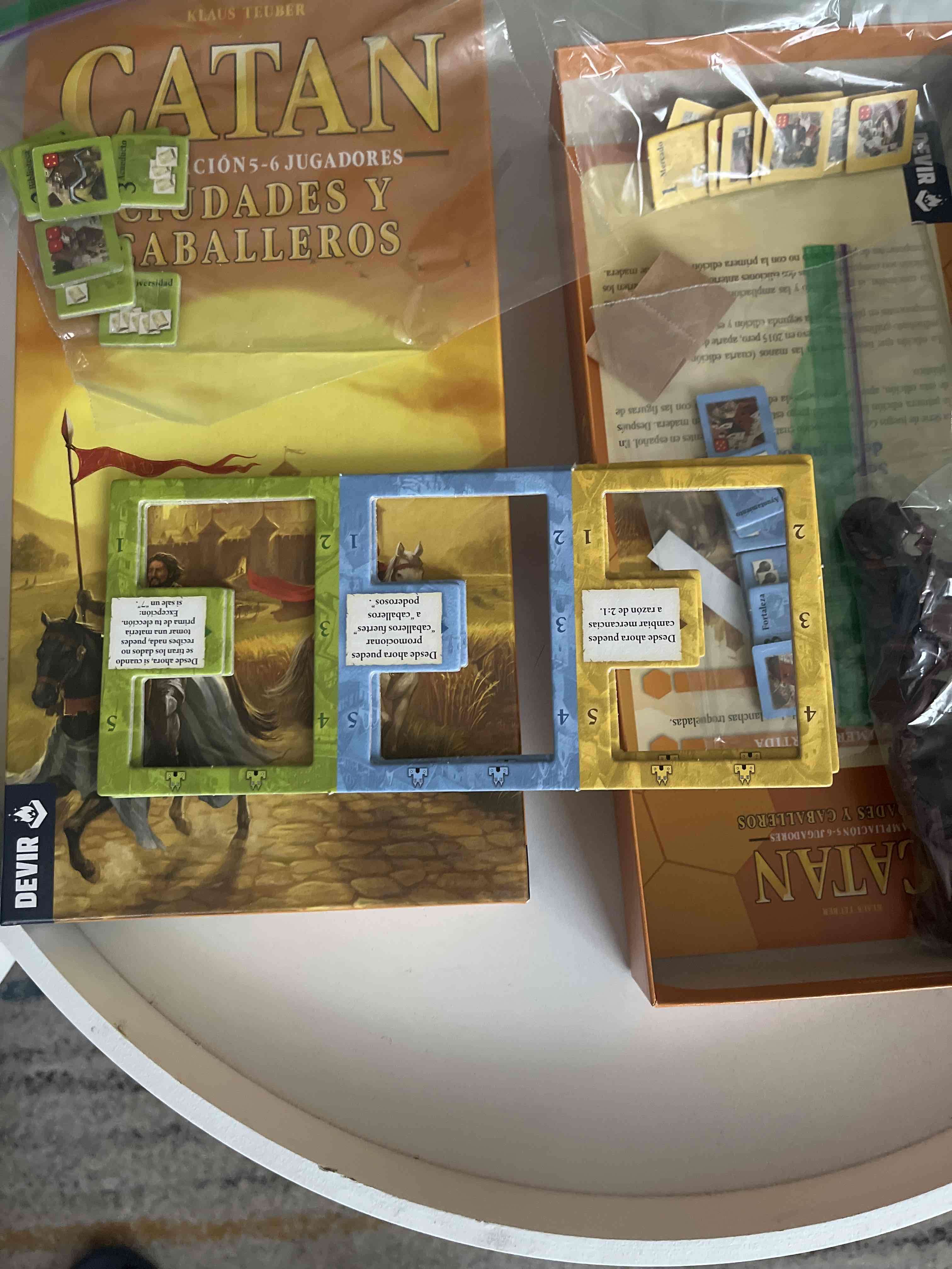 Ampliación Catan Ciudades y Caballeros - miniatura 4
