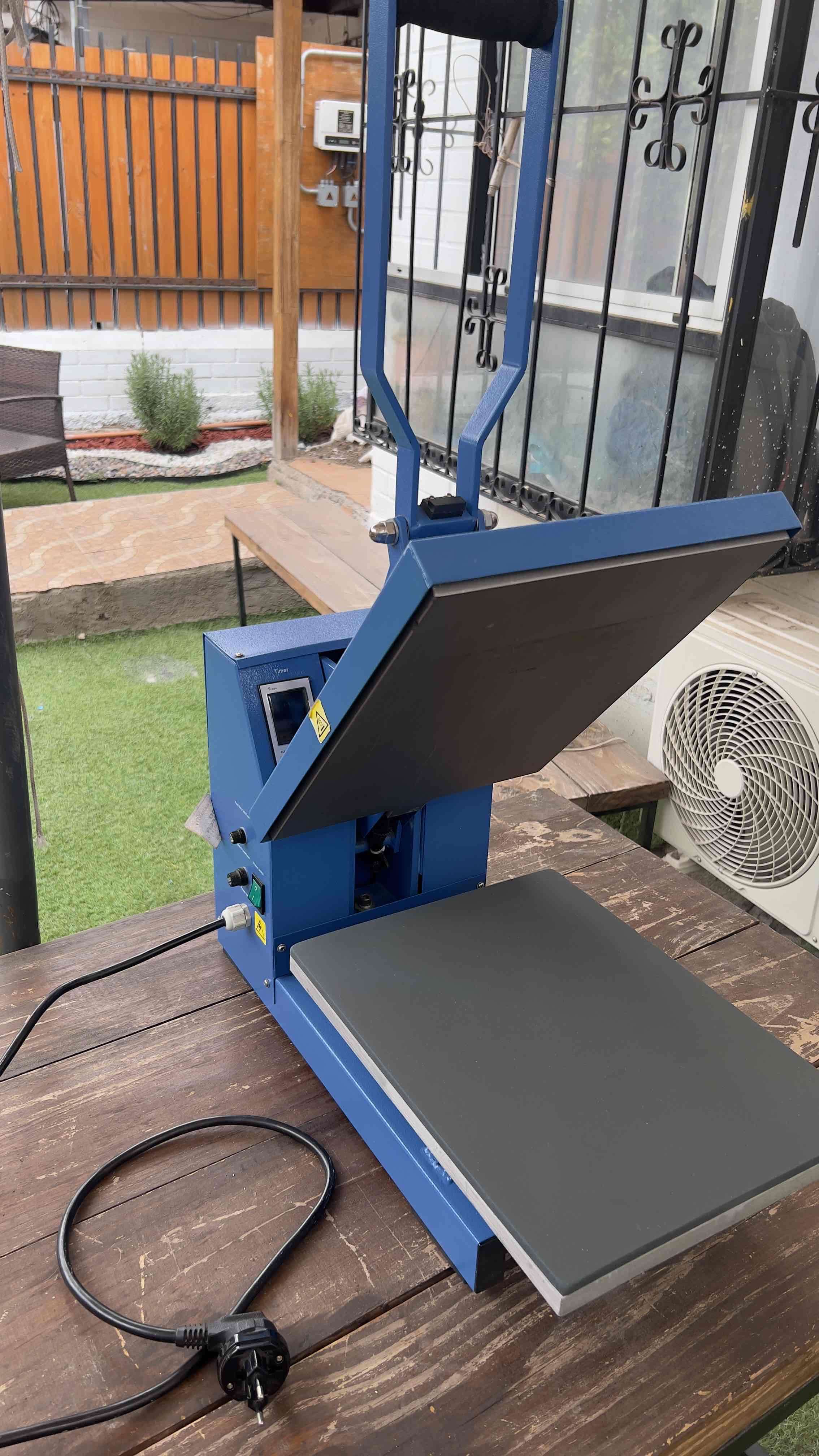 Máquina estampadora tee press - miniatura 3