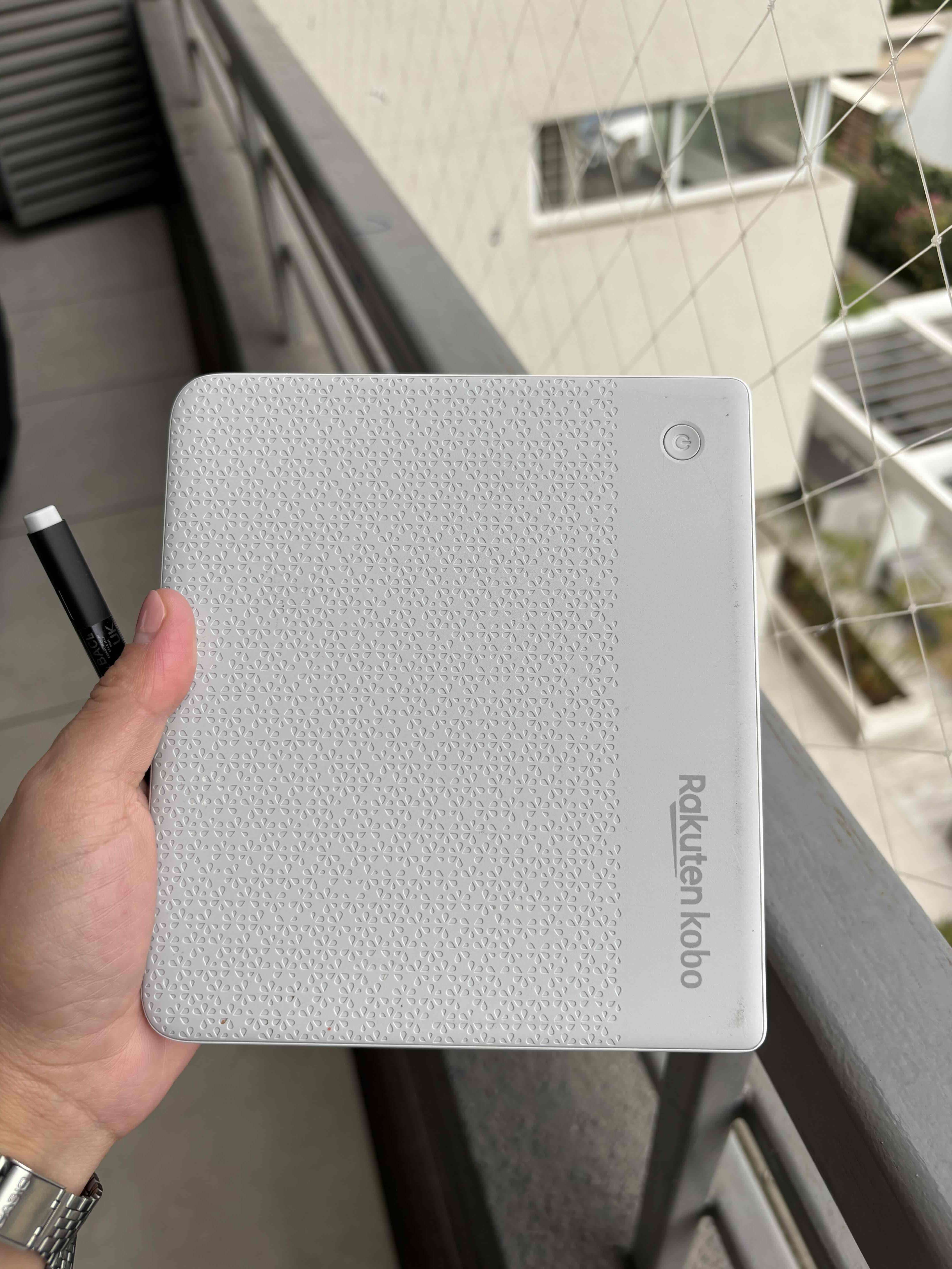 eReader Kobo con lápiz táctil - miniatura 4