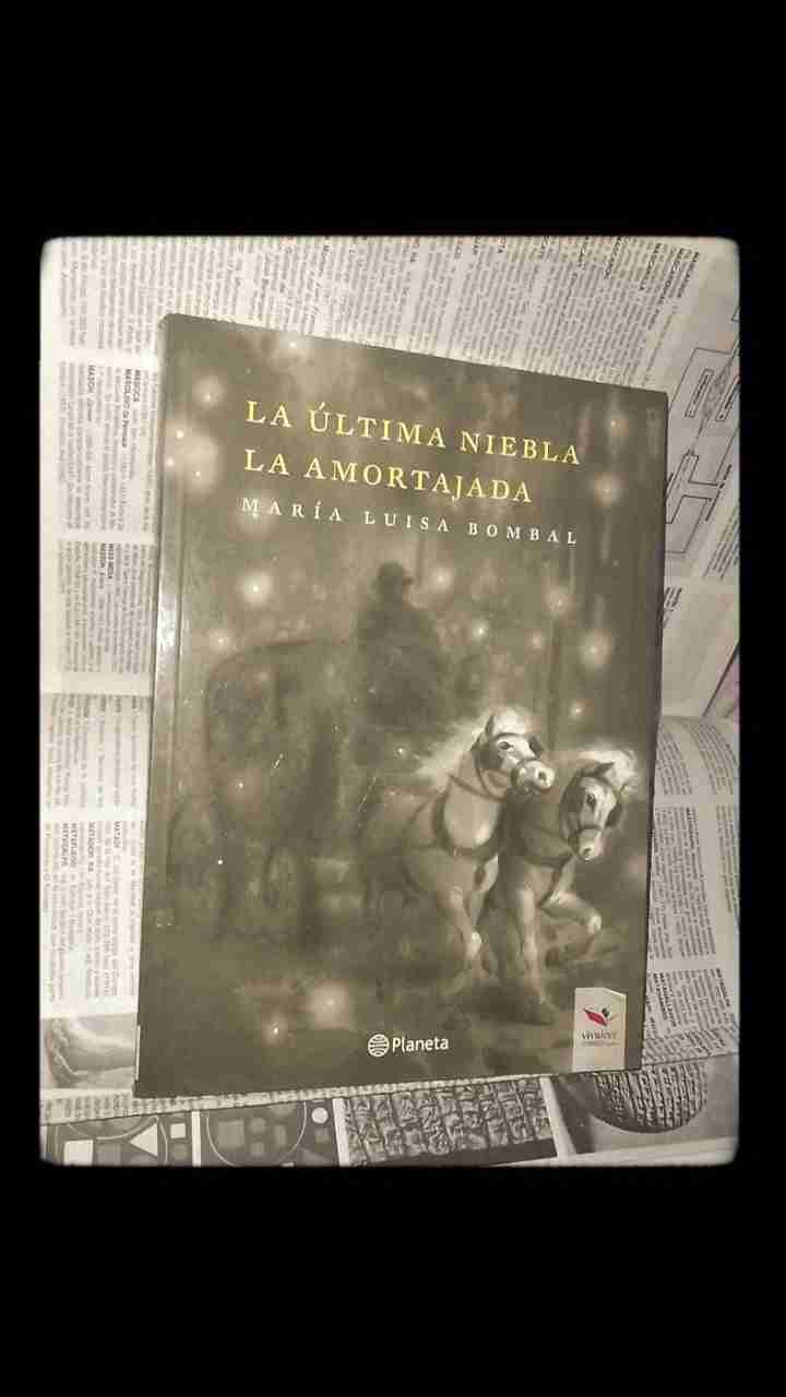 Libro La última niebla La amortajada