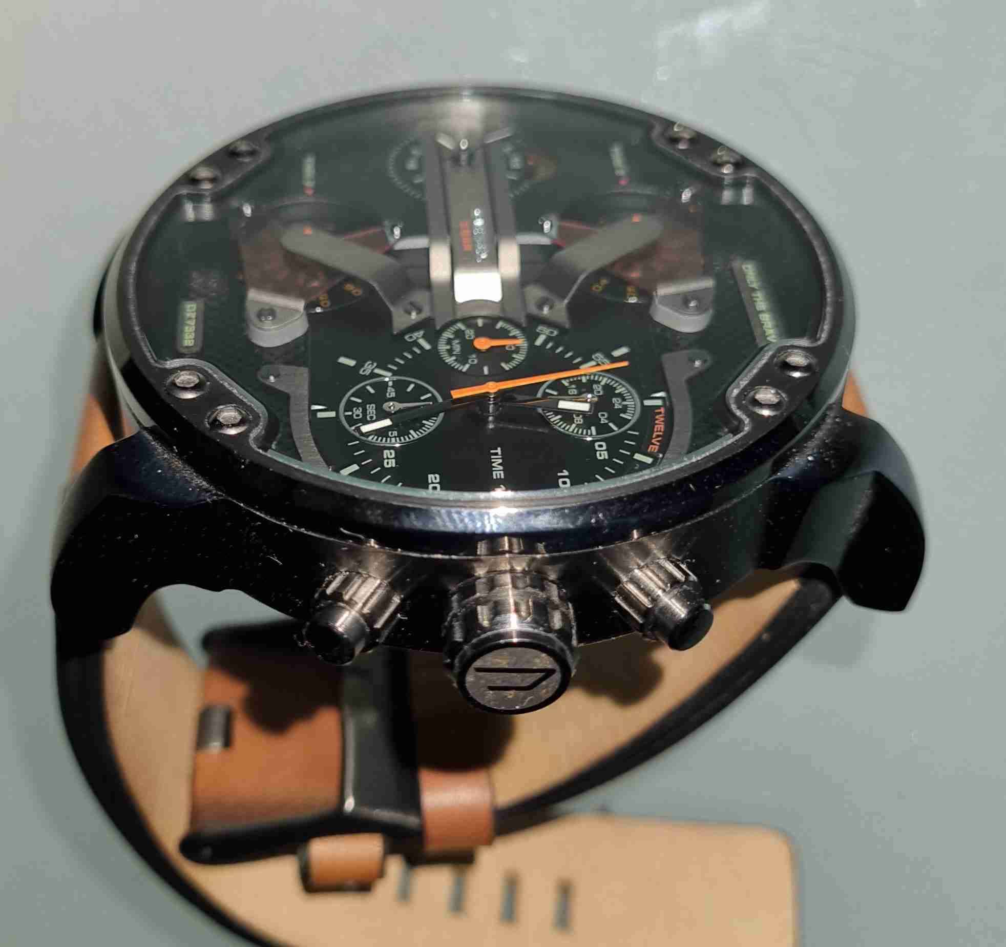 Reloj Diesel multifuncional cuero - miniatura 3