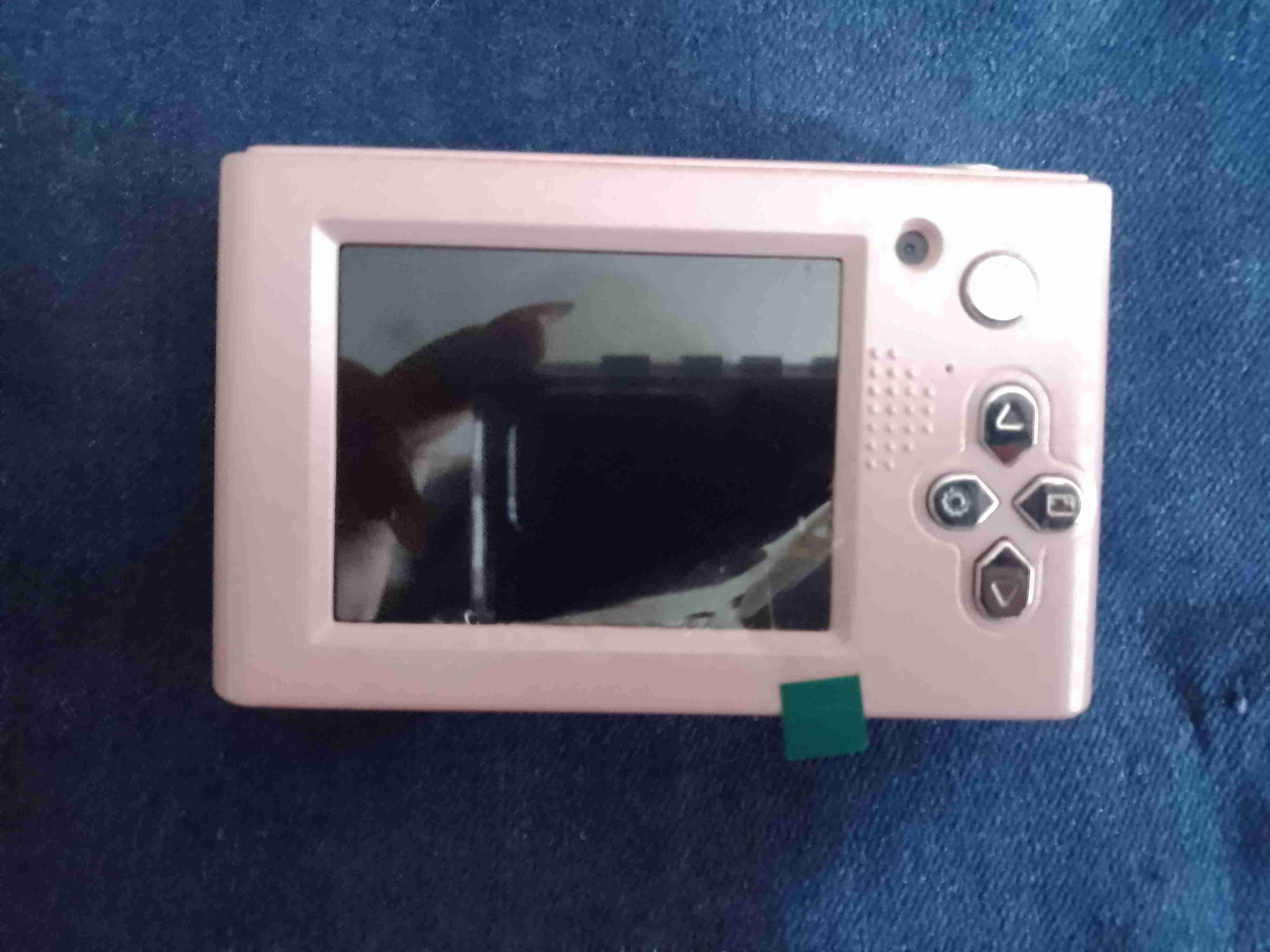 Cámara digital rosa - miniatura 2