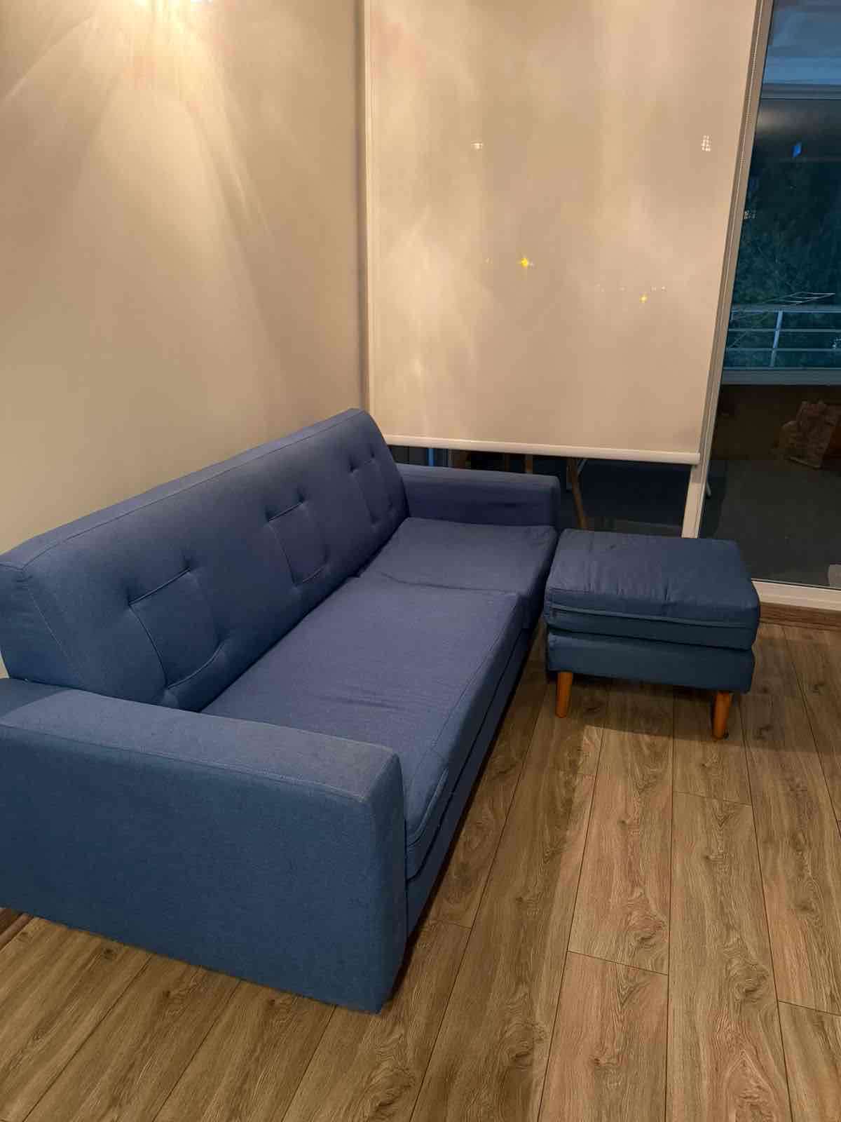 Sofá azul de 3 cuerpos - miniatura 4