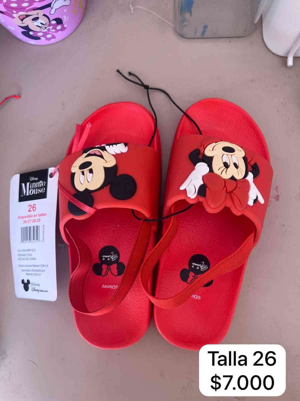 Sandalias rojas Minnie Mouse