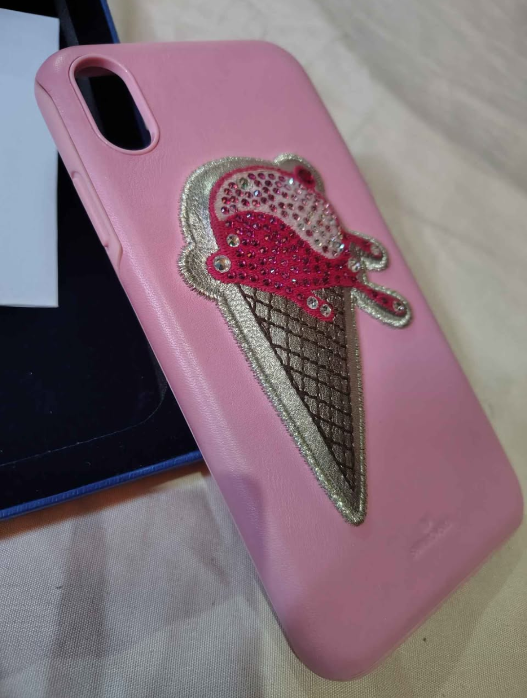 Carcasa Swarovski para iPhone XS Max - miniatura 3