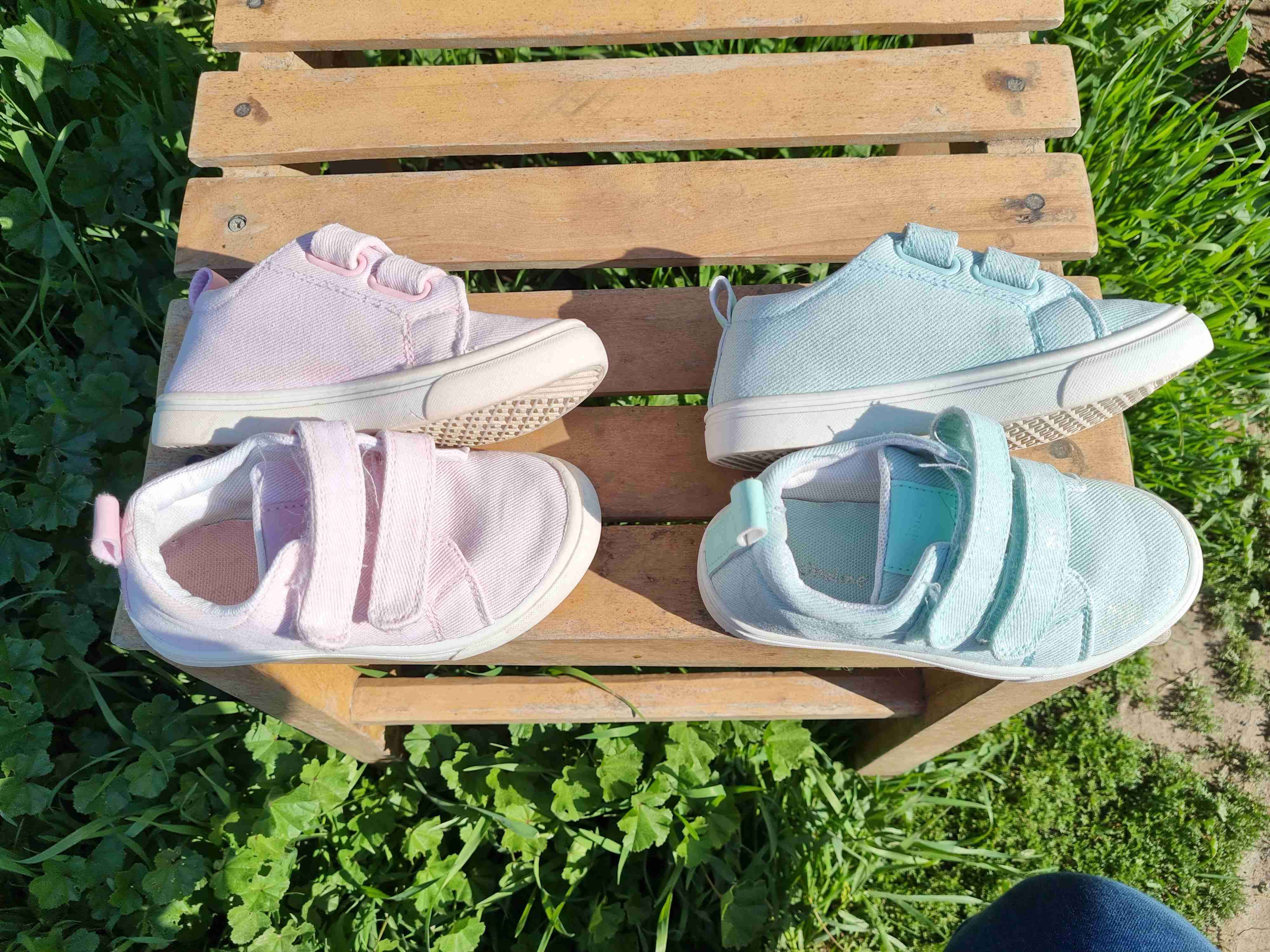 Zapatilla de niña rosados y celestes - miniatura 4