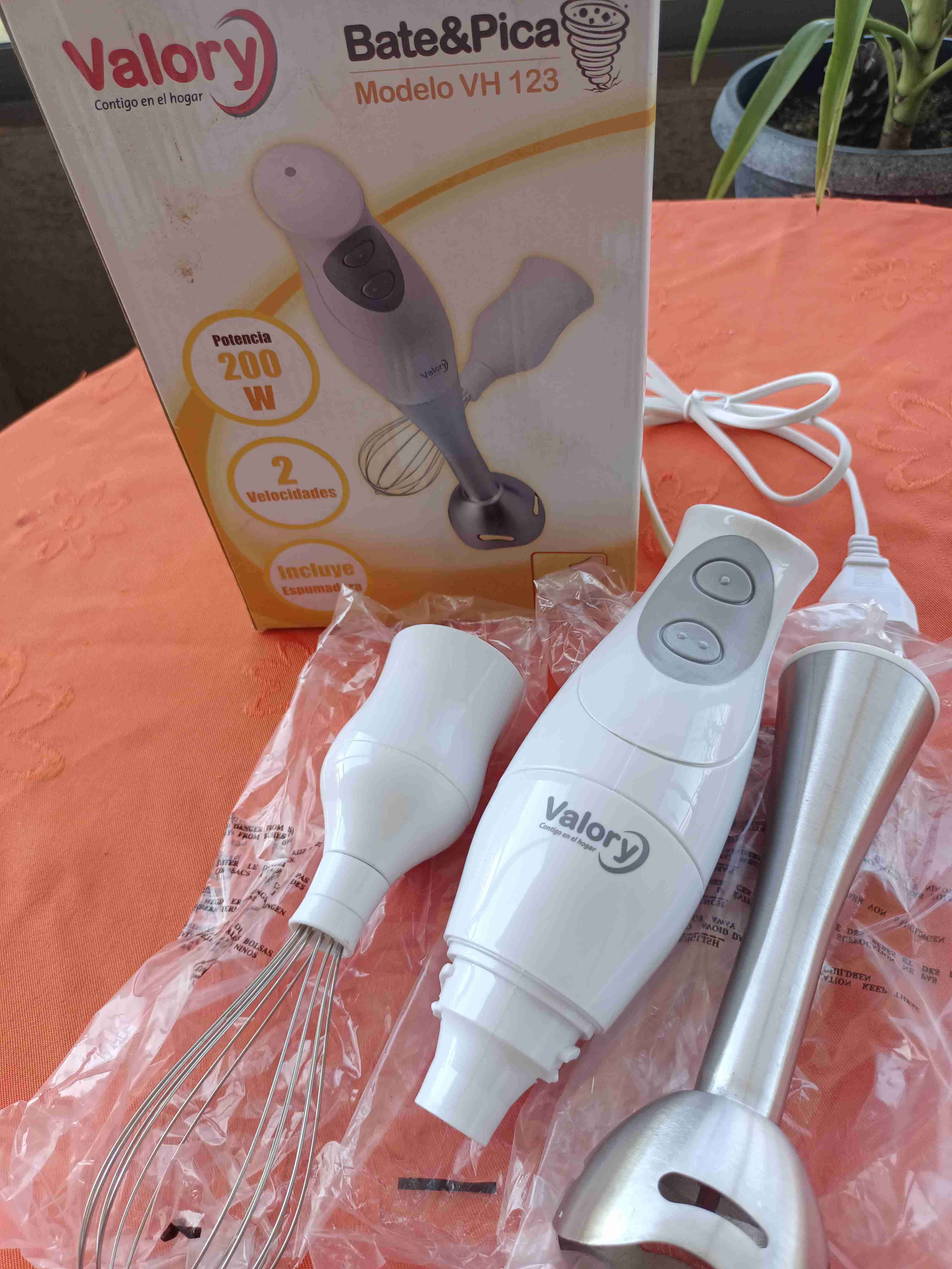 Cartera azul con detalles metalizados - miniatura 3