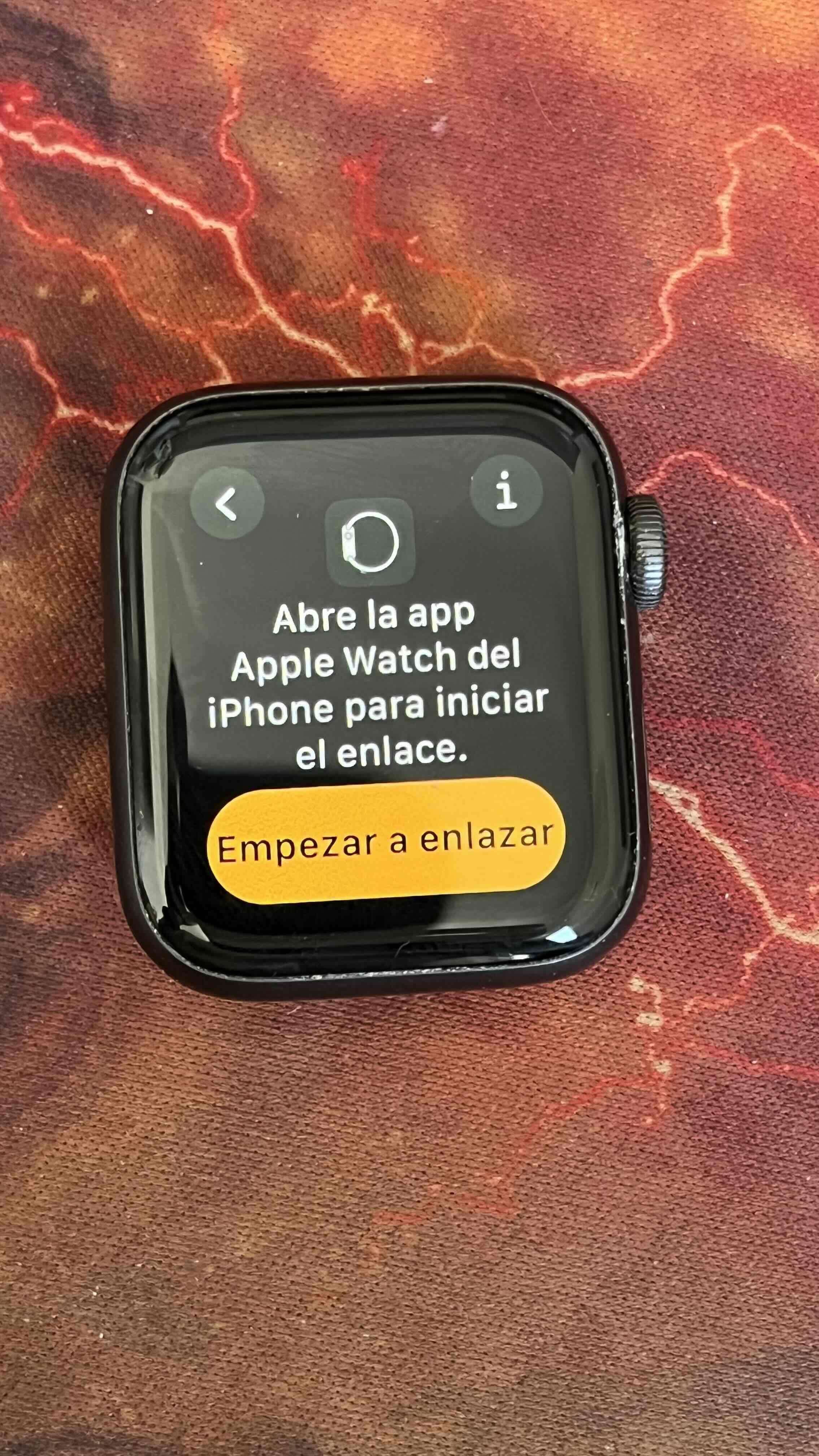 Apple Watch SE 40mm Gris Espacial - miniatura 2
