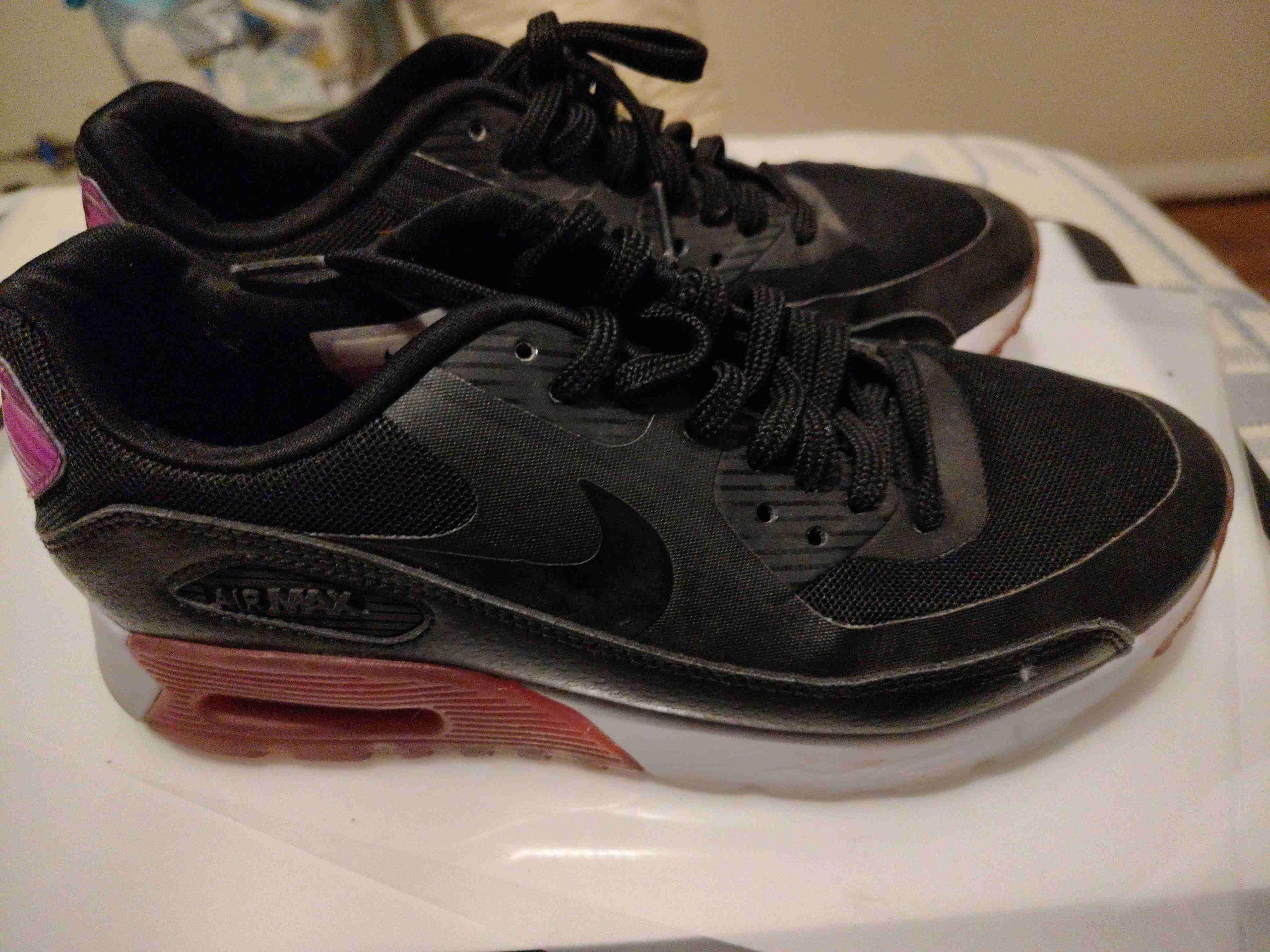 Zapatillas negras deportivas