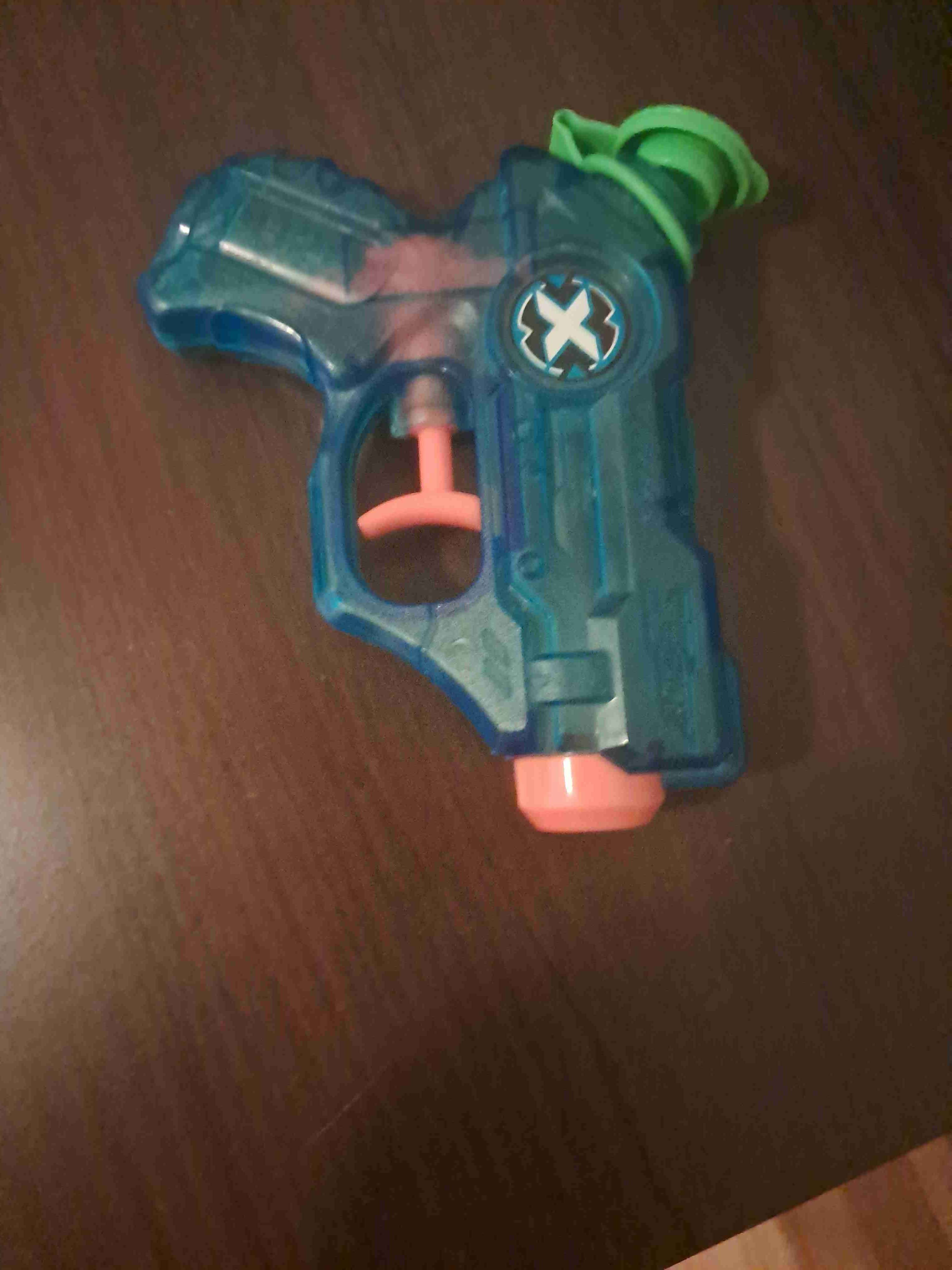 Pistola de agua azul - miniatura 3