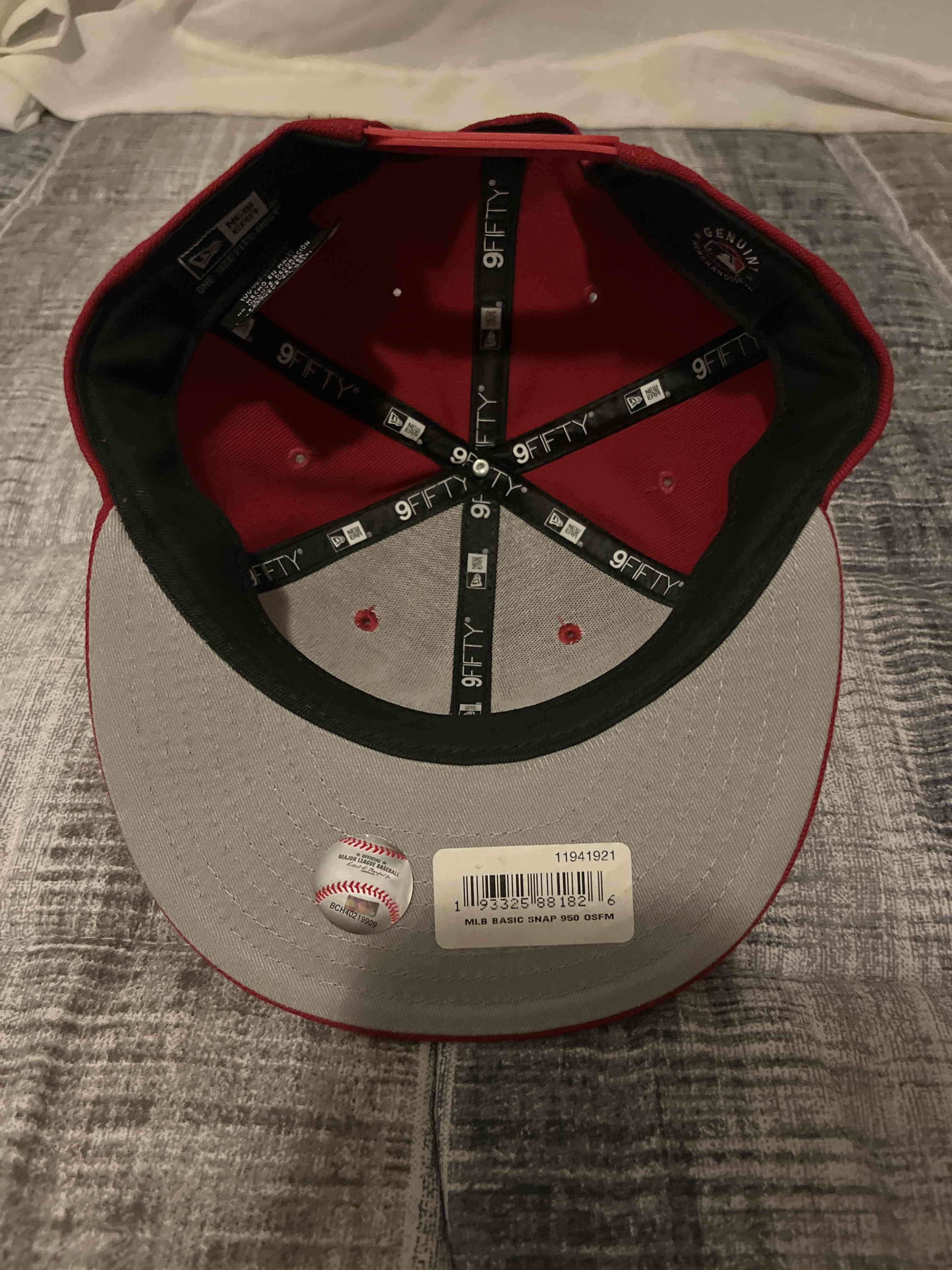 Gorra New Era roja - miniatura 3