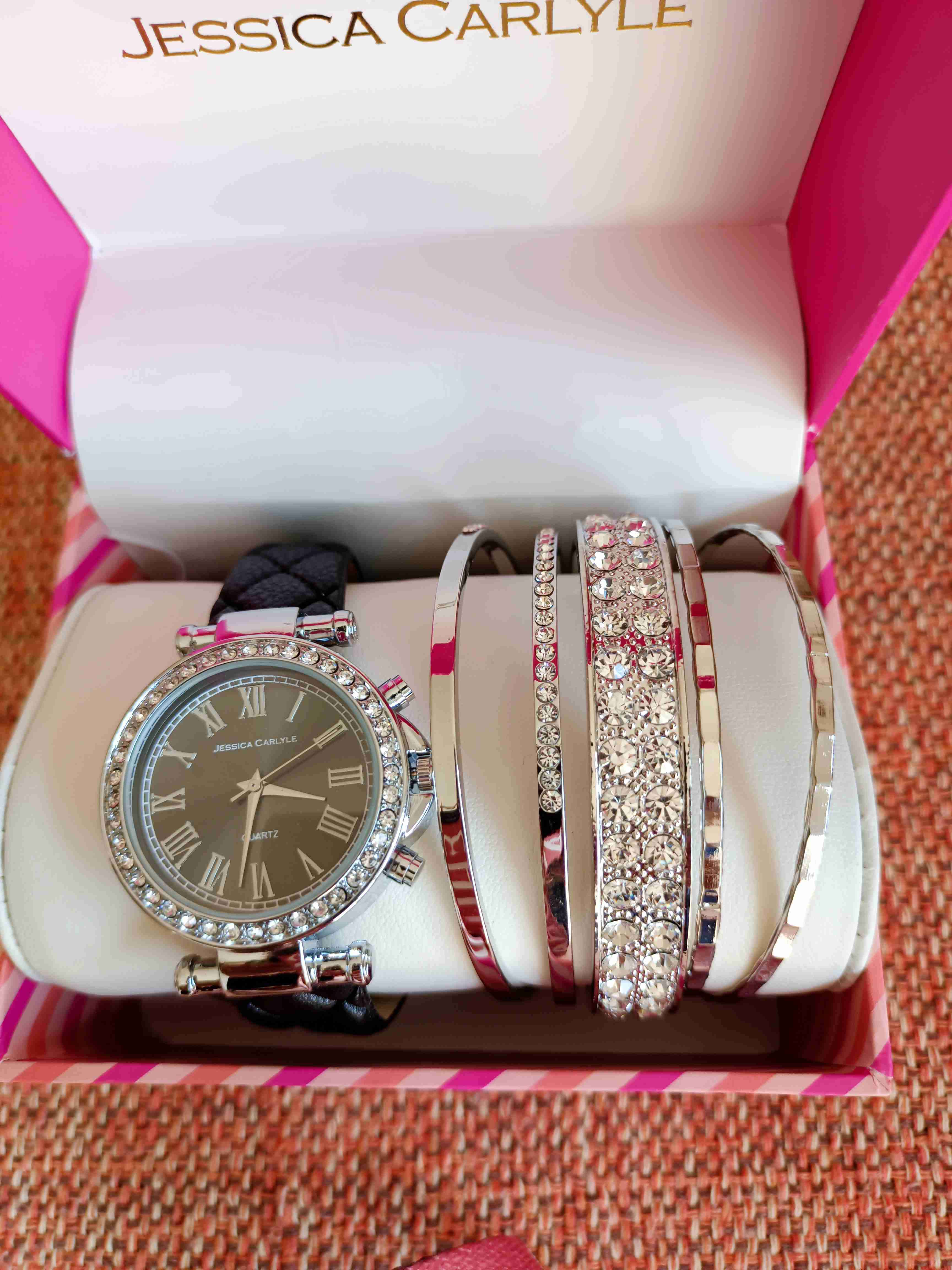 Reloj y pulseras Jessica Carlyle