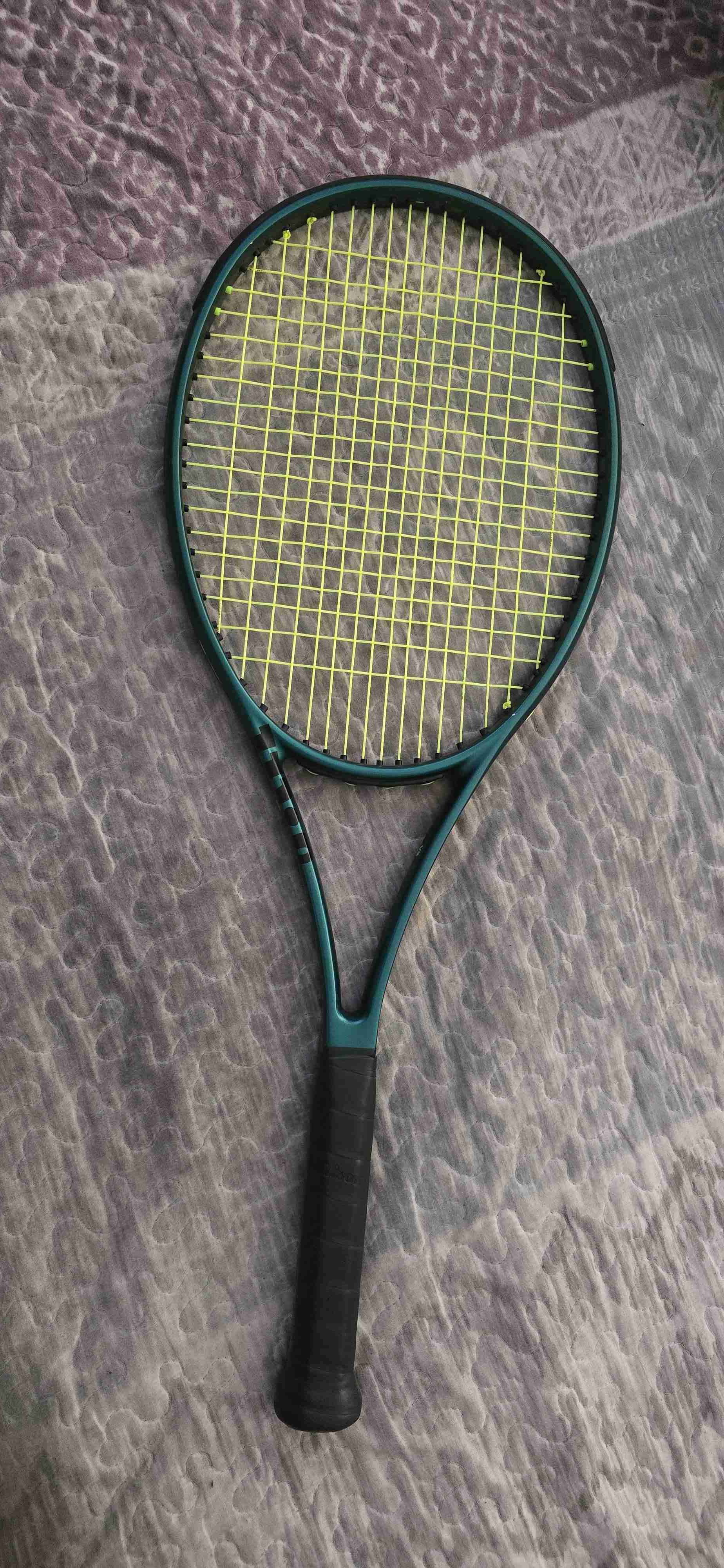 Raqueta wilson blade 98 V9