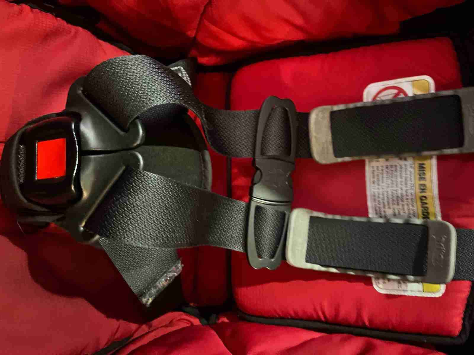 Silla de auto Britax roja - miniatura 2