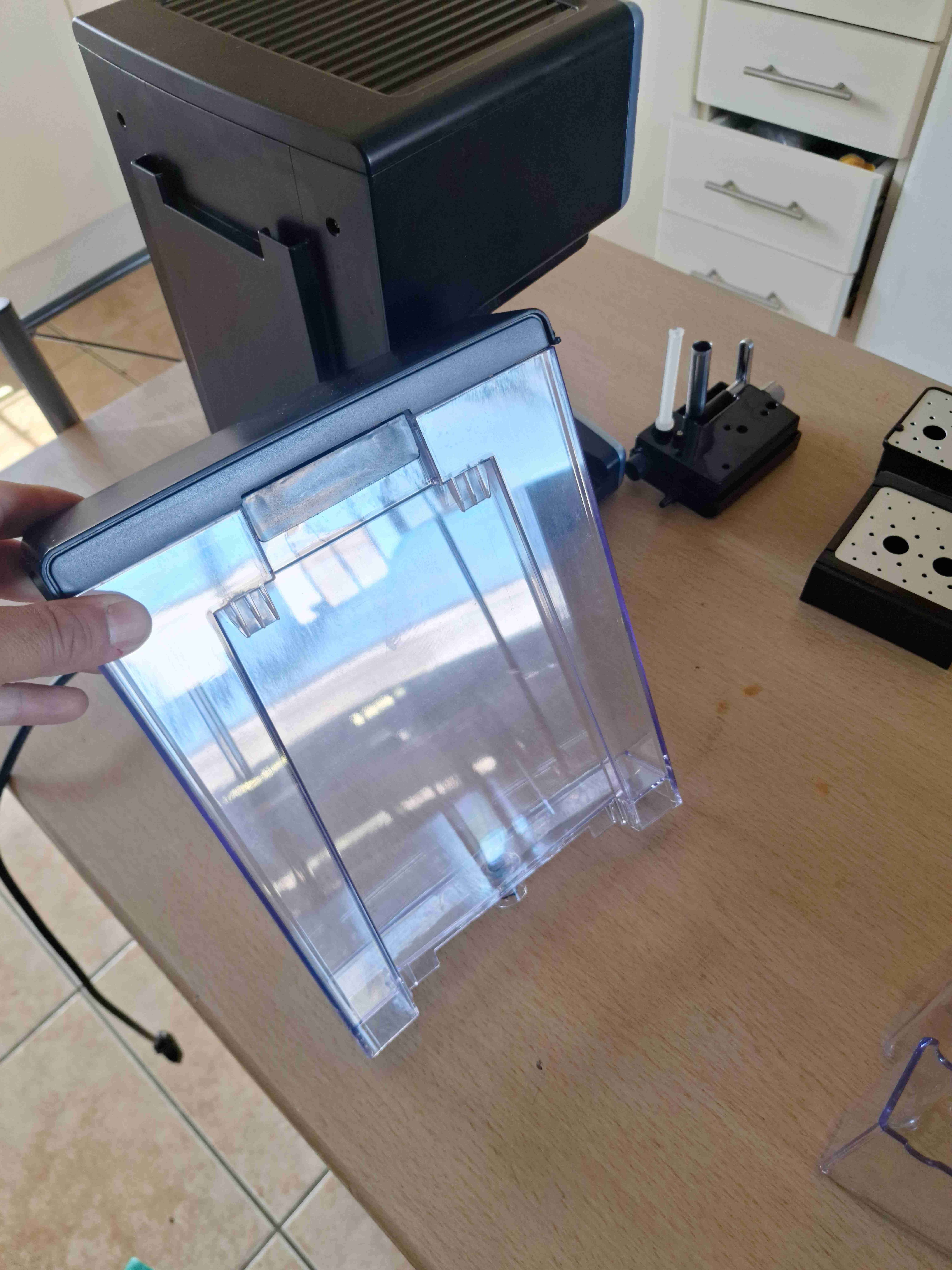 Máquina de café espresso con accesorios - miniatura 4