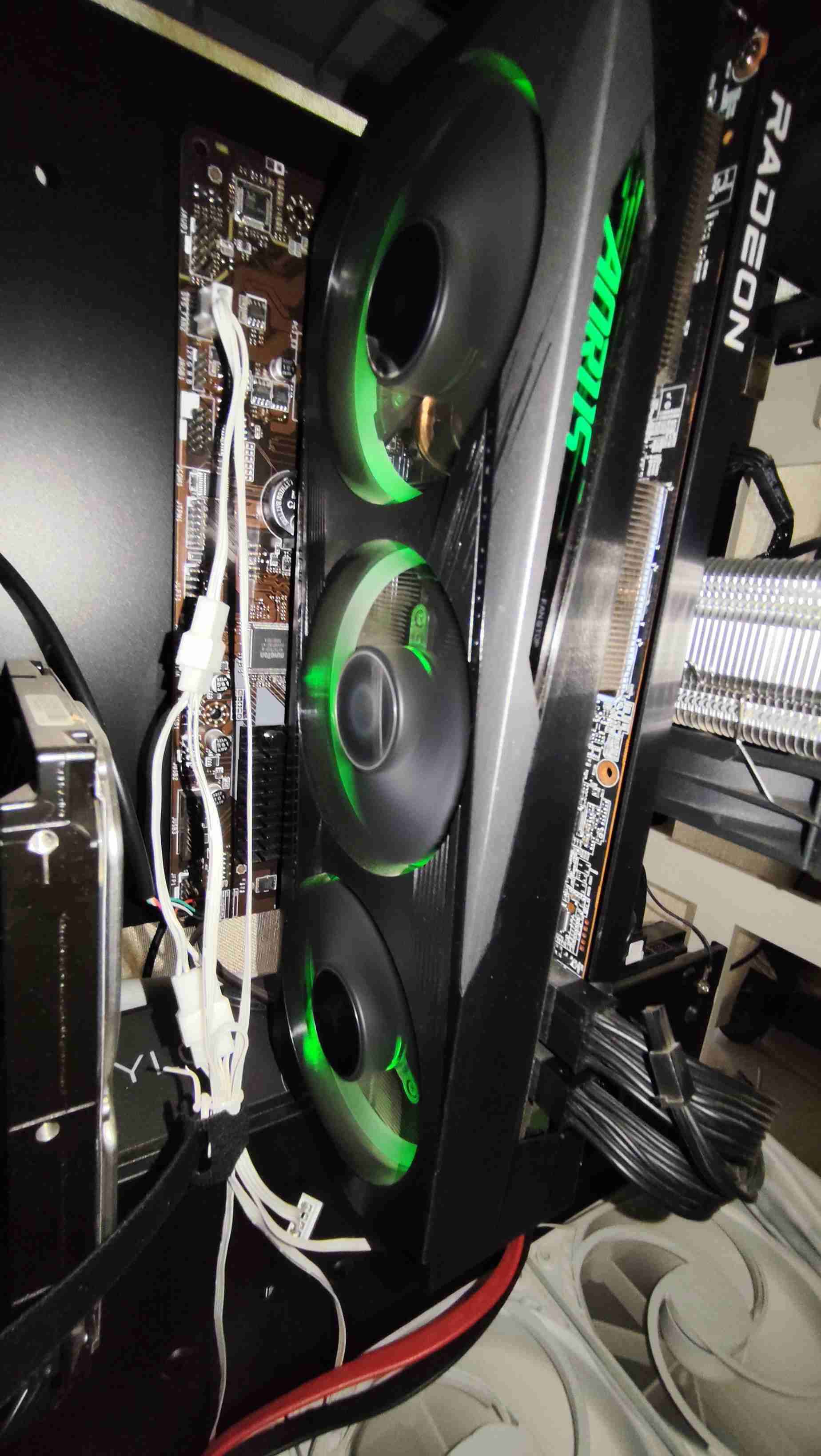 PC GAMER RYZEN 5700X3D RX6700XT 12GB 1TB NVMe - miniatura 2