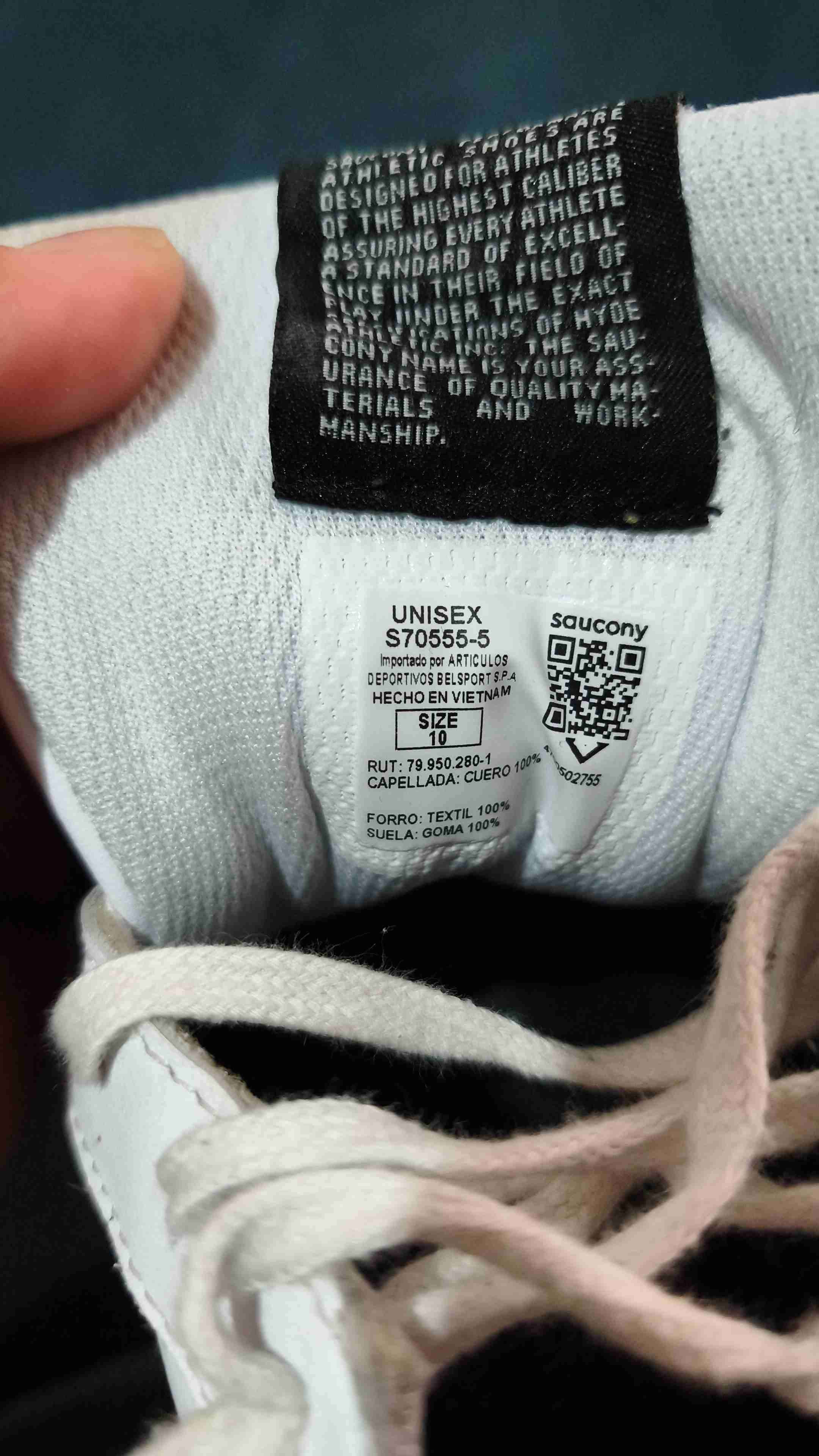 Zapatillas Saucony blancas y negras - miniatura 5