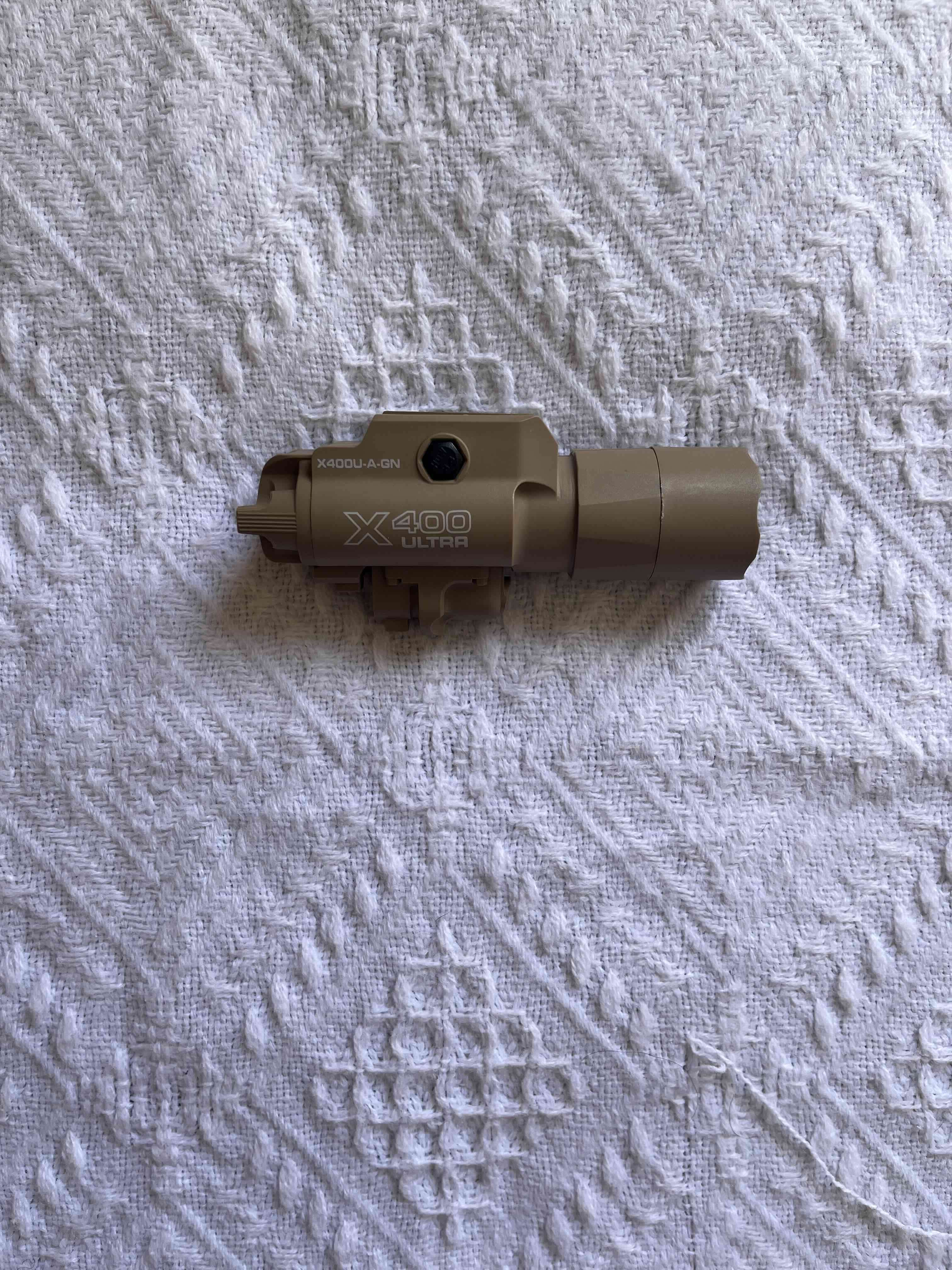 Linterna táctica con láser rojo - miniatura 6