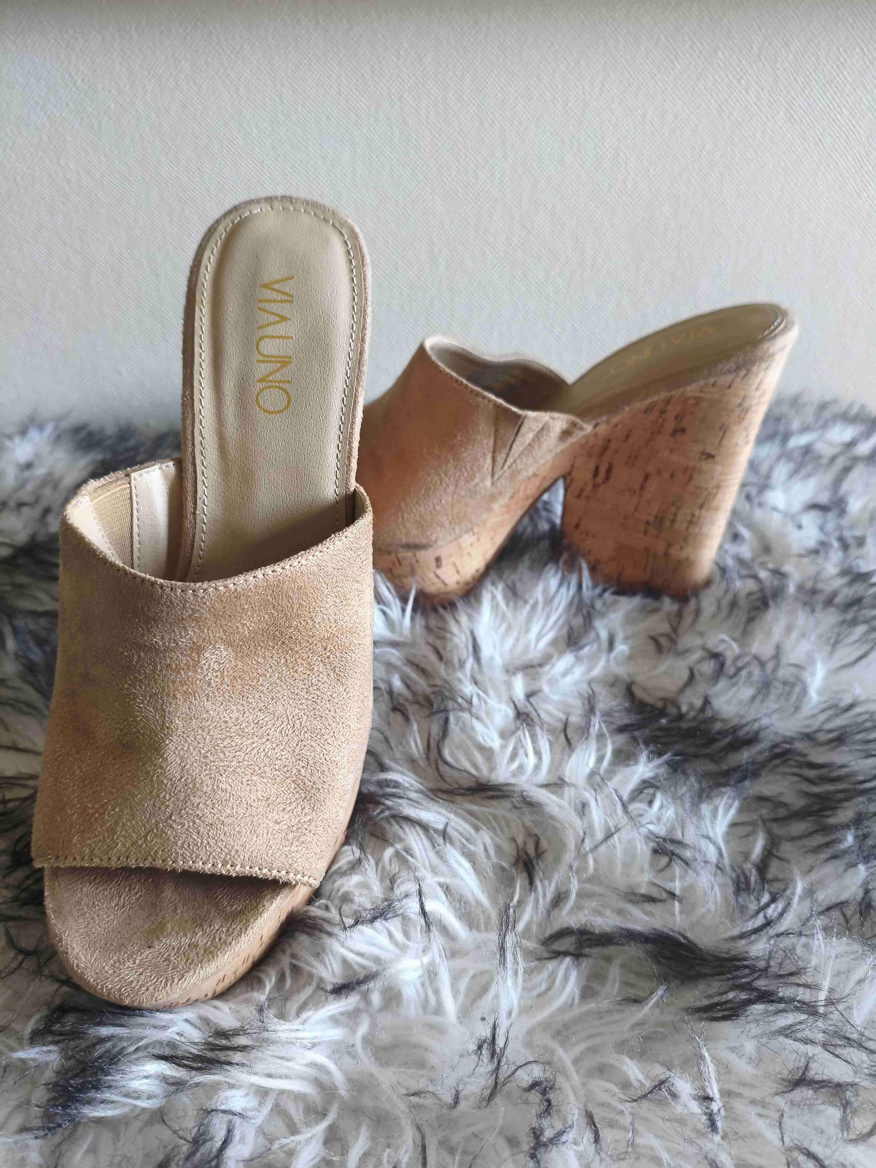Sandalias taco corcho beige