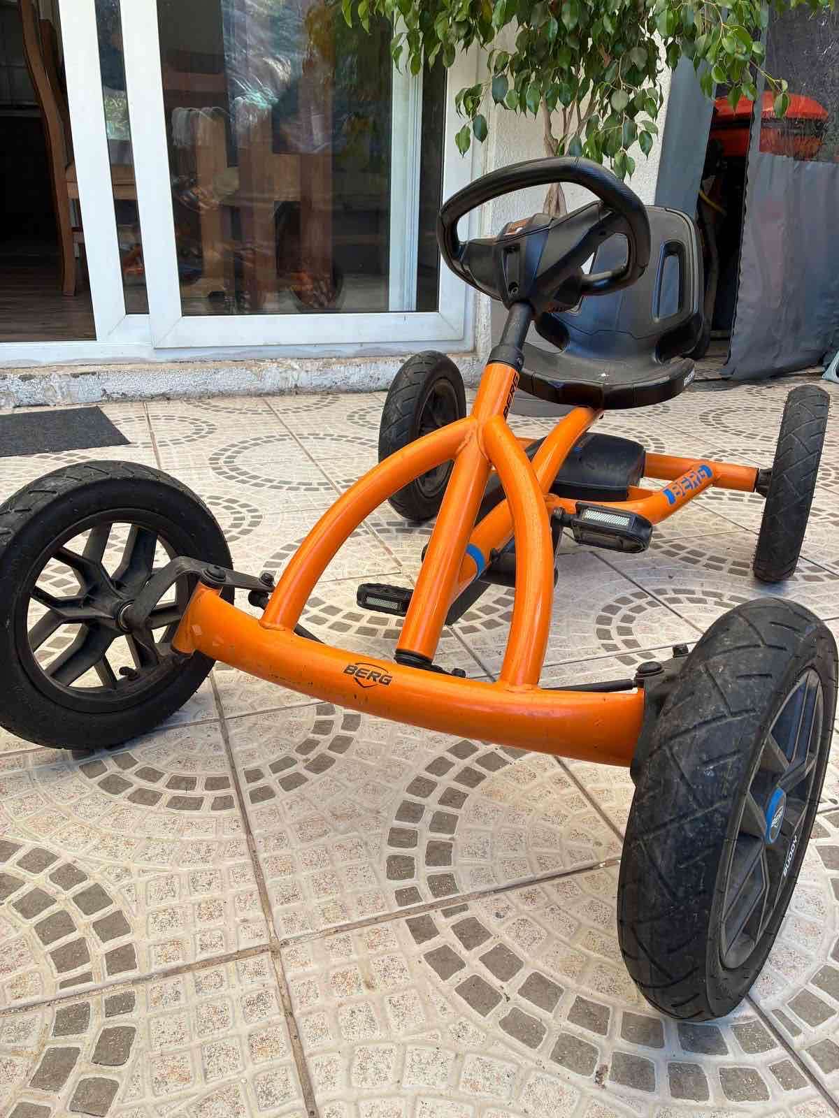 Kart a pedales  Renner