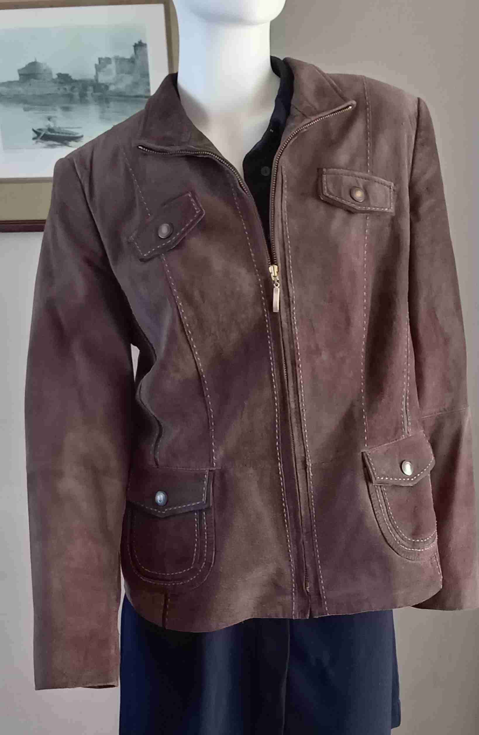 Chaqueta de cuero marrón