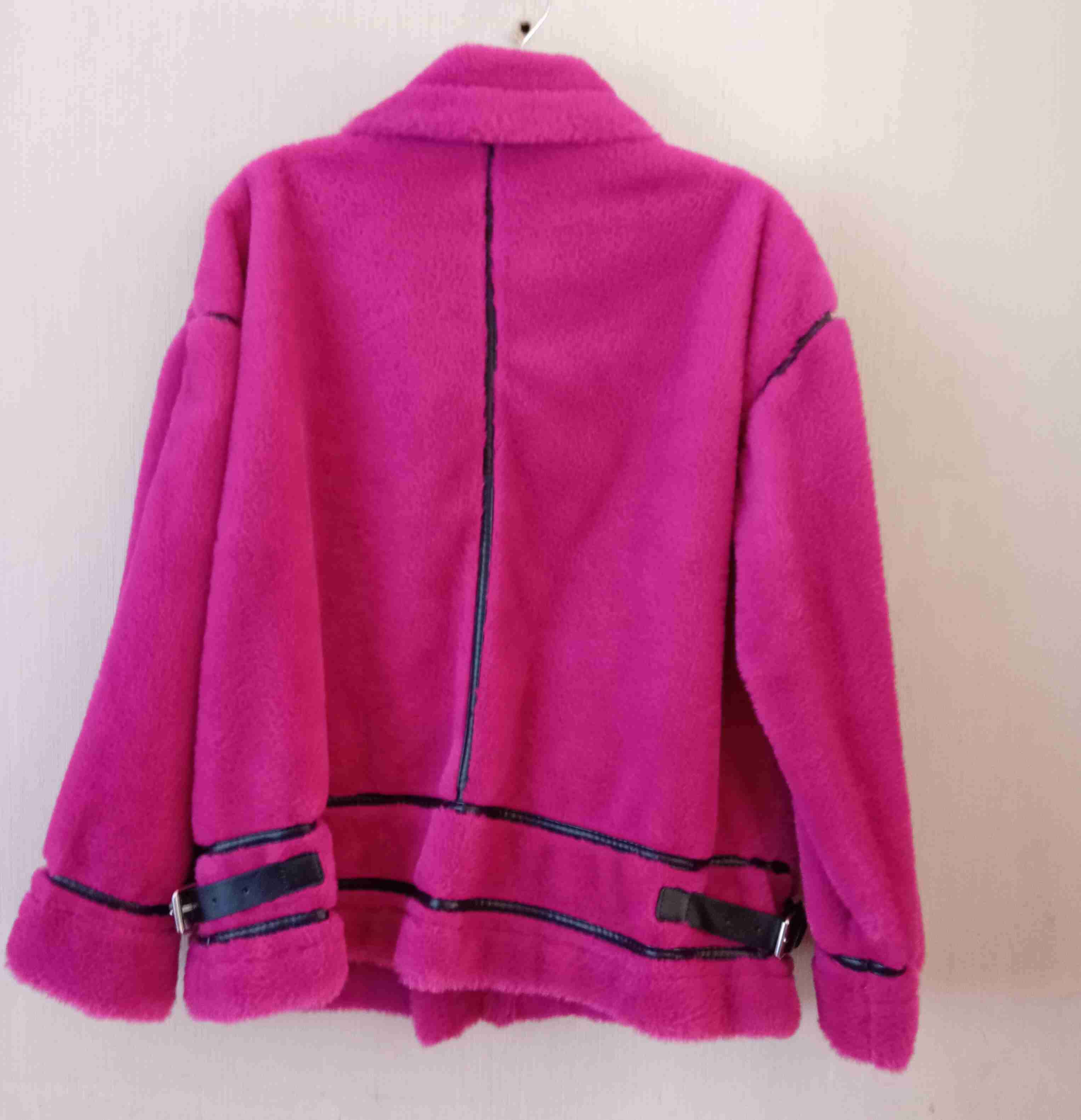 Chaqueta de piel rosada - miniatura 2