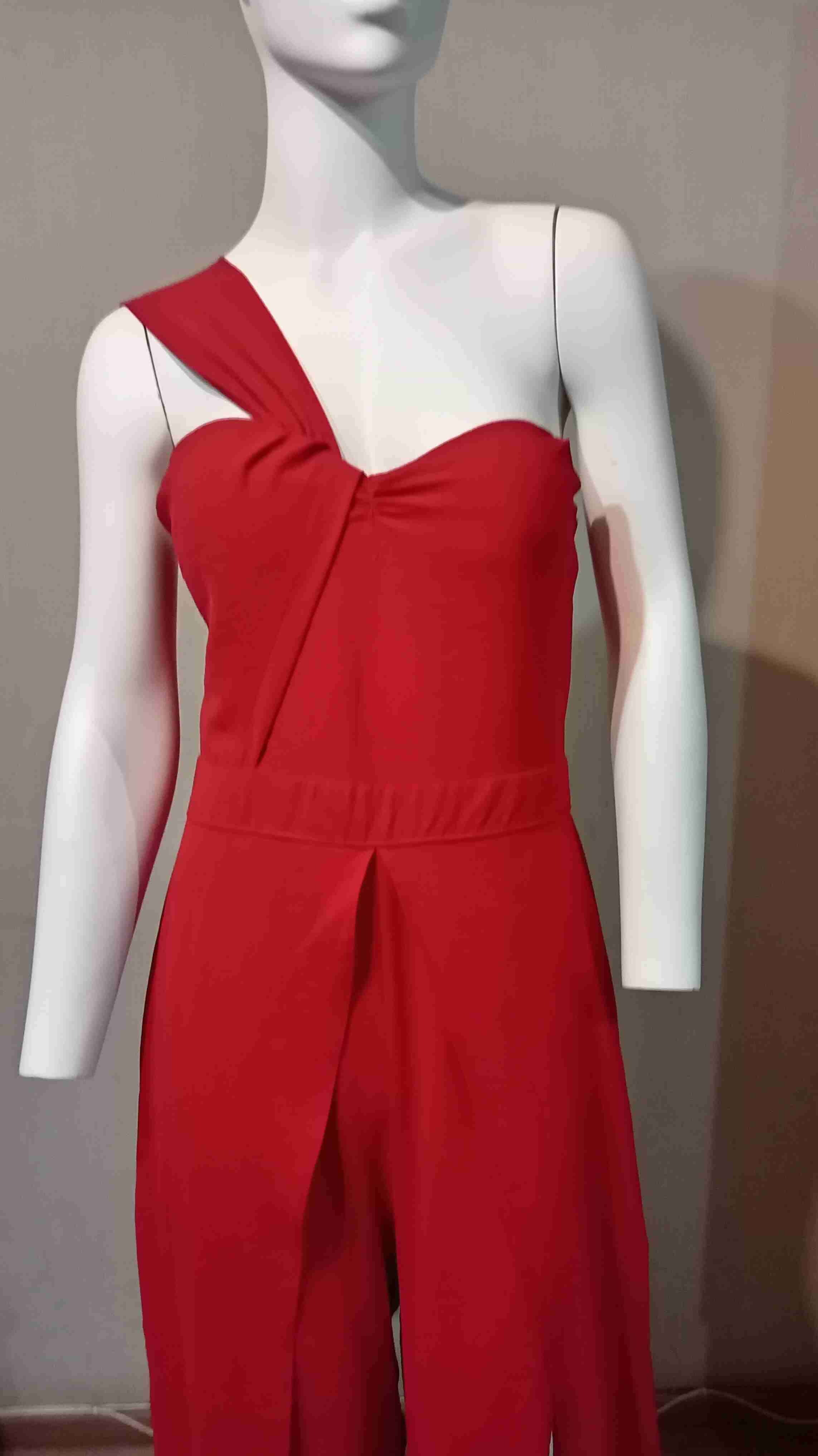 Enterito rojo un hombro - miniatura 2