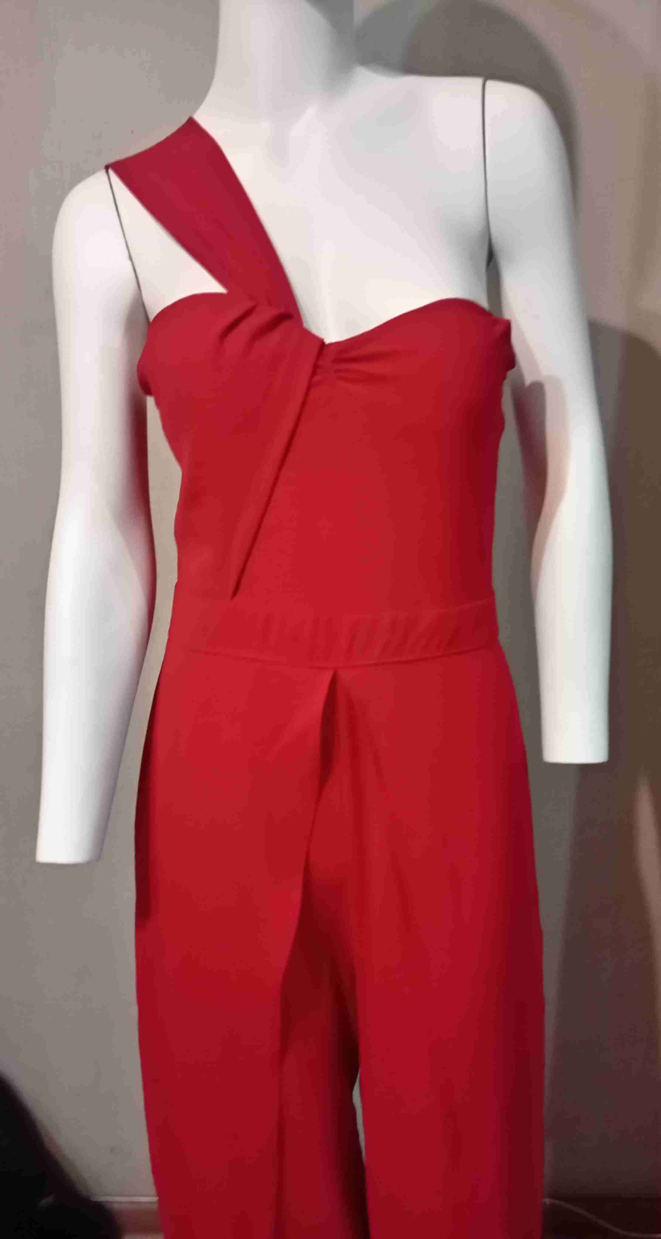 Enterito rojo un hombro - miniatura 3