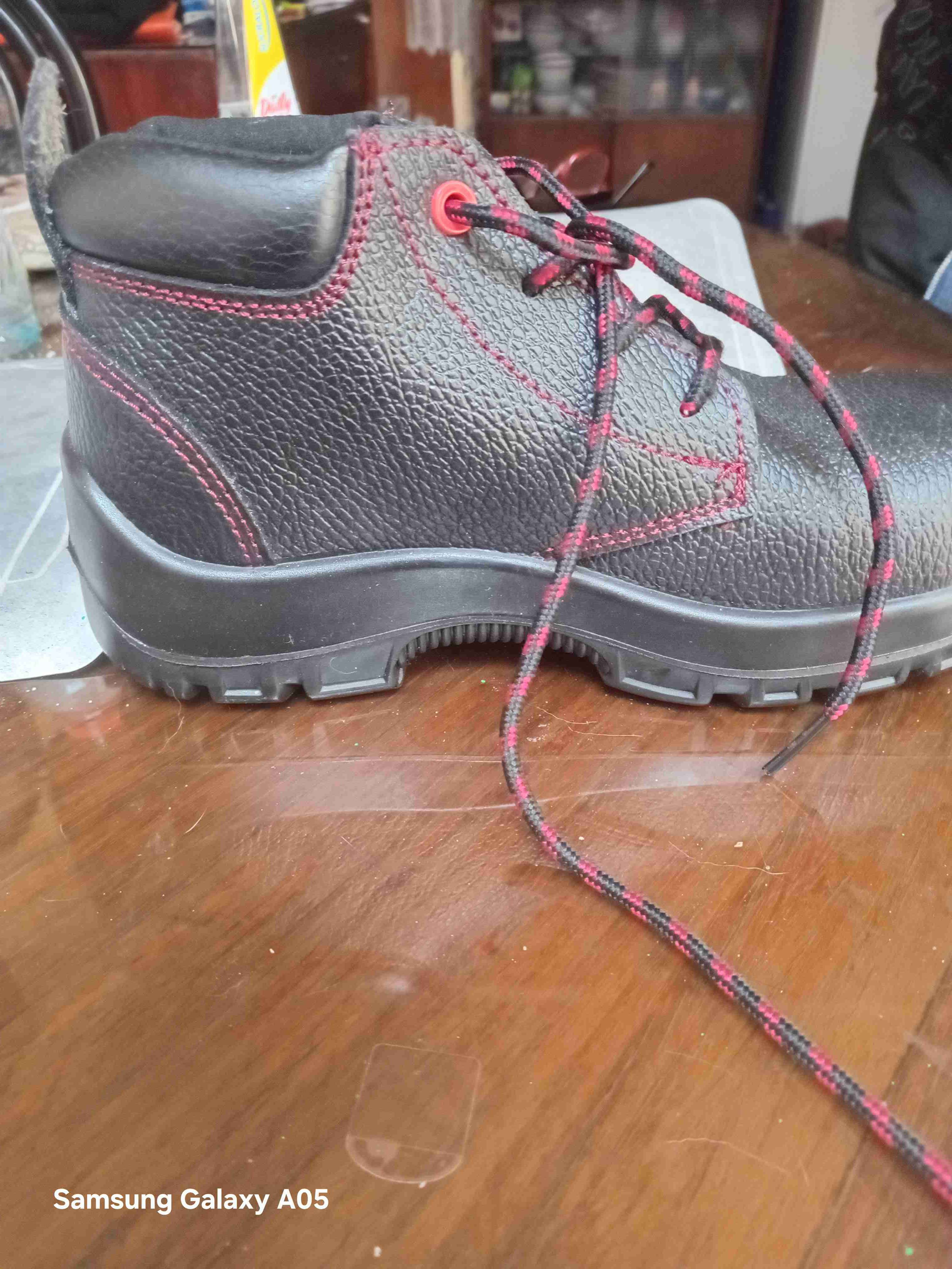 Bototos de seguridad negros - miniatura 5