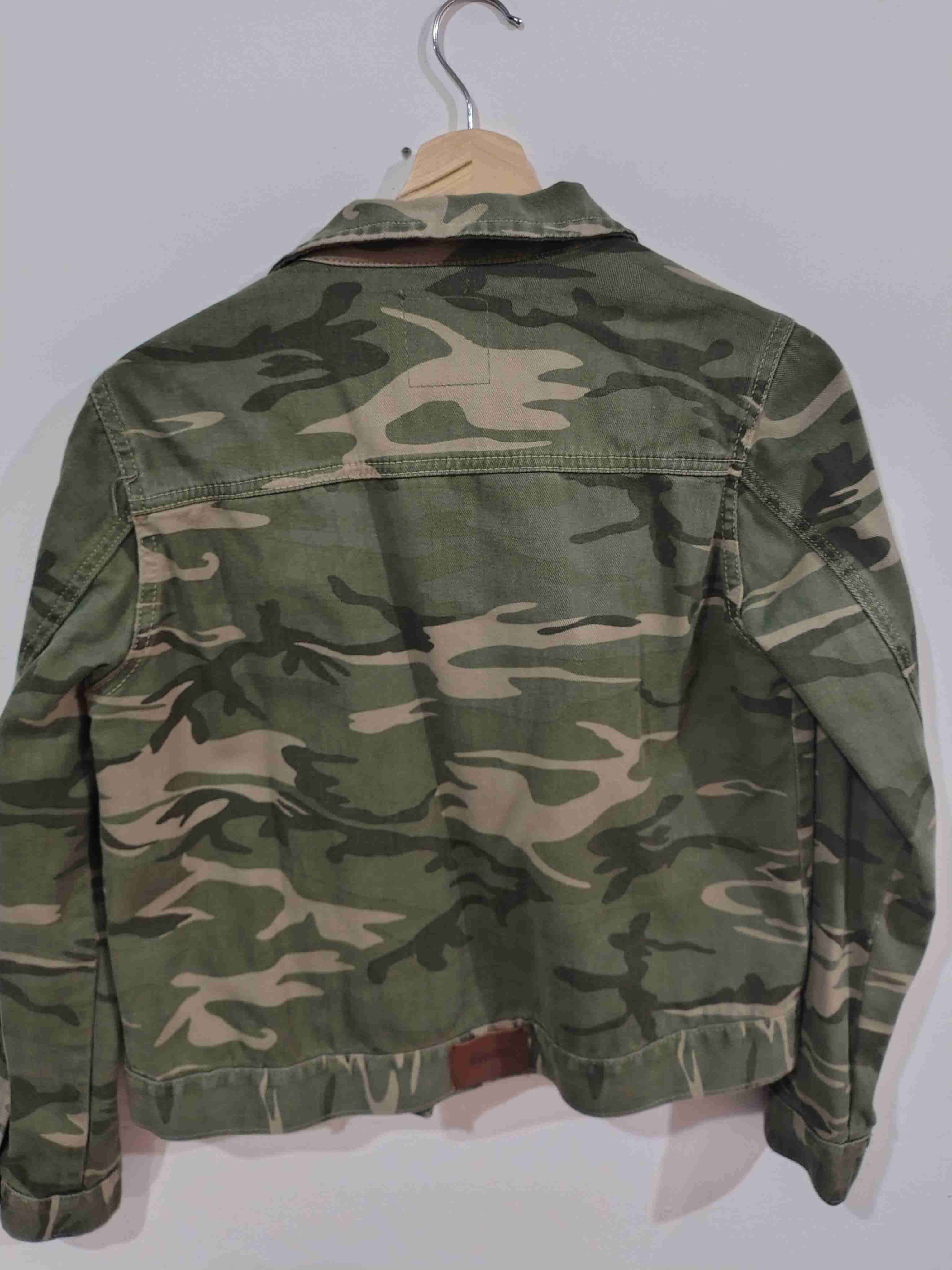 Chaqueta camuflada verde mujer - miniatura 3