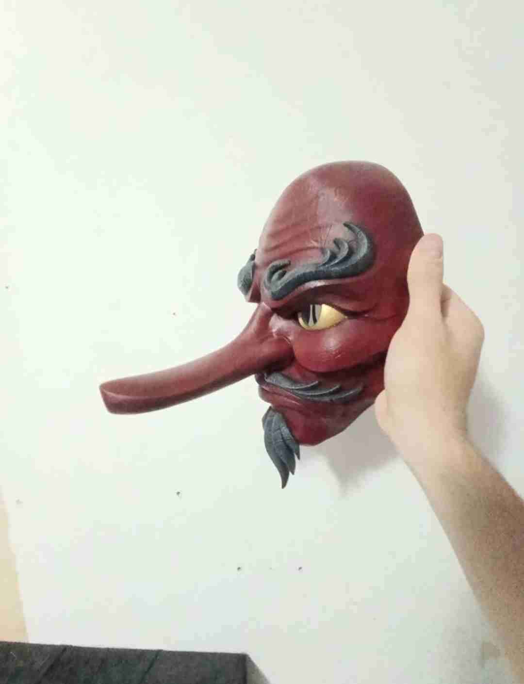 Máscara Tengu roja