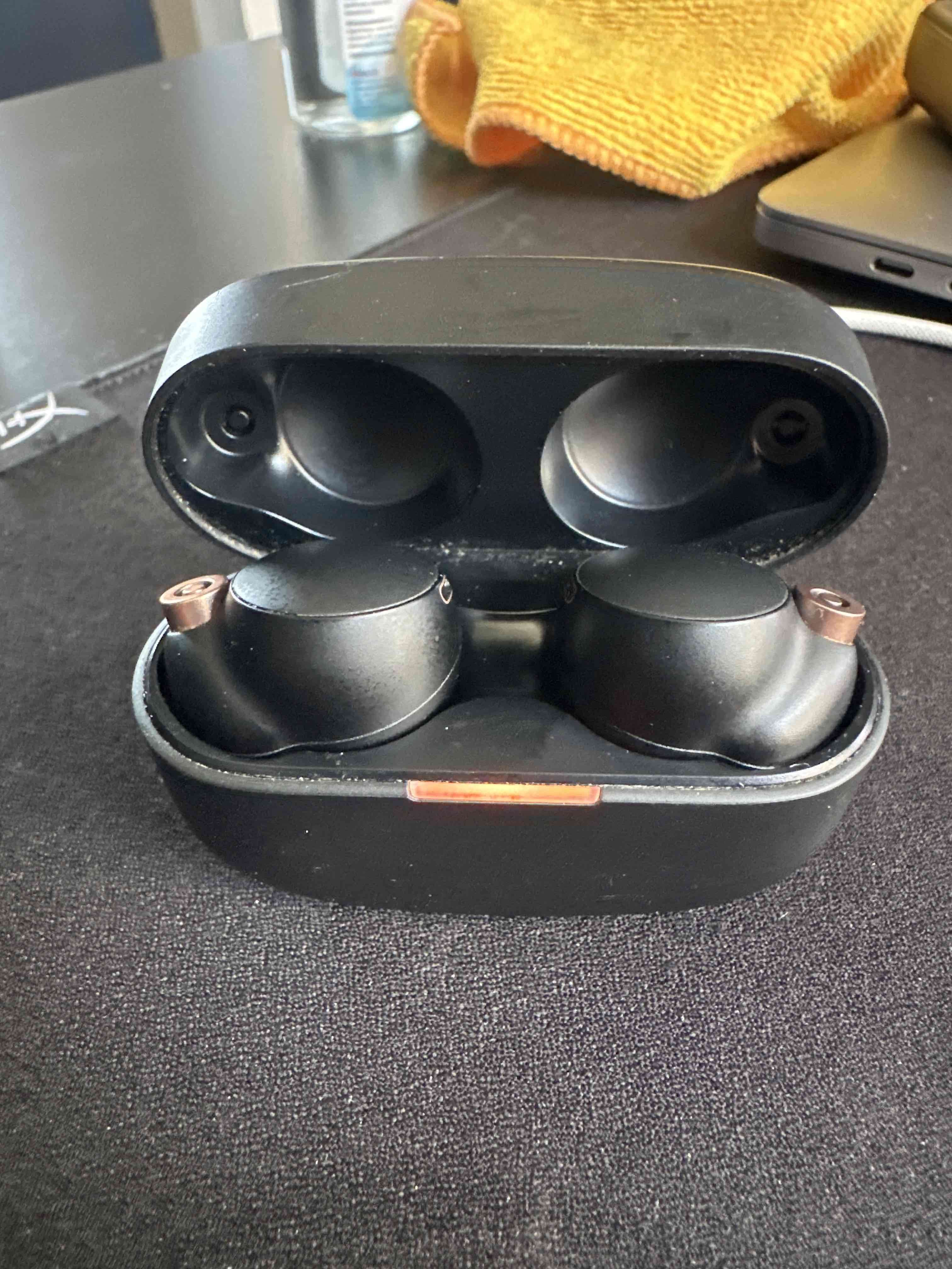 Audífonos Sony WF-1000XM4 In-Ear