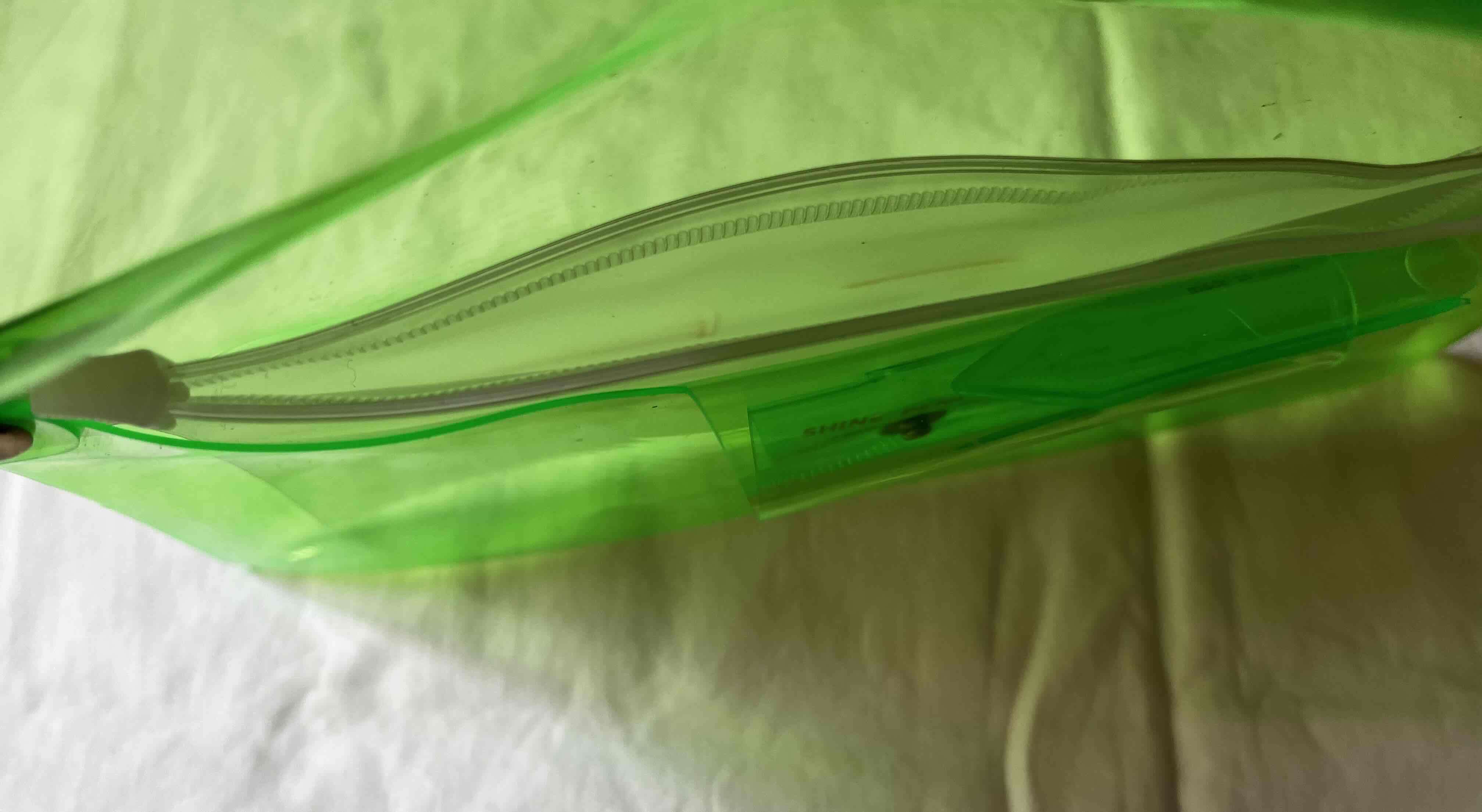 Estuche lápiz verde transparente - miniatura 5