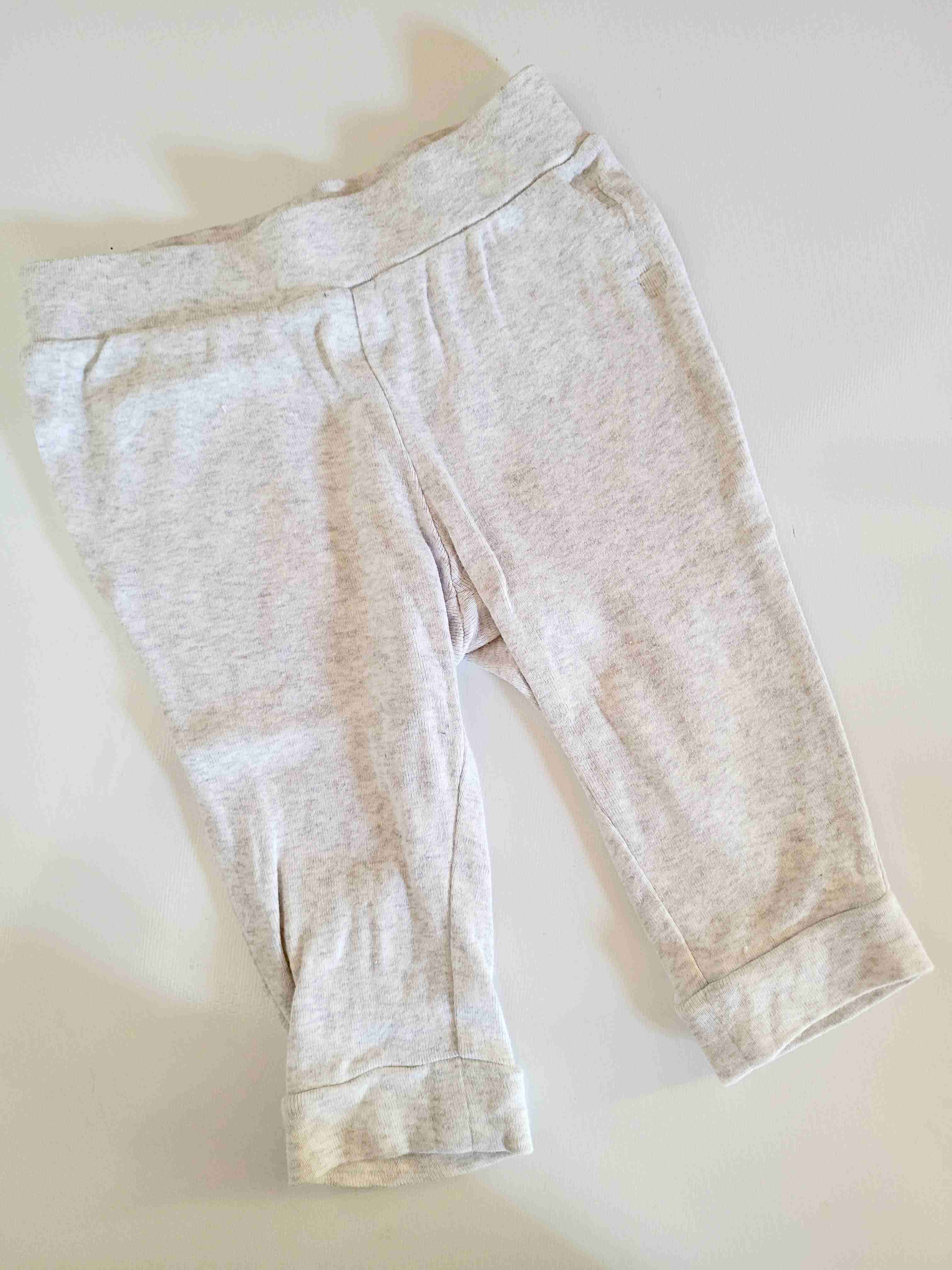 Buzo Old Navy bebé 6-12 meses