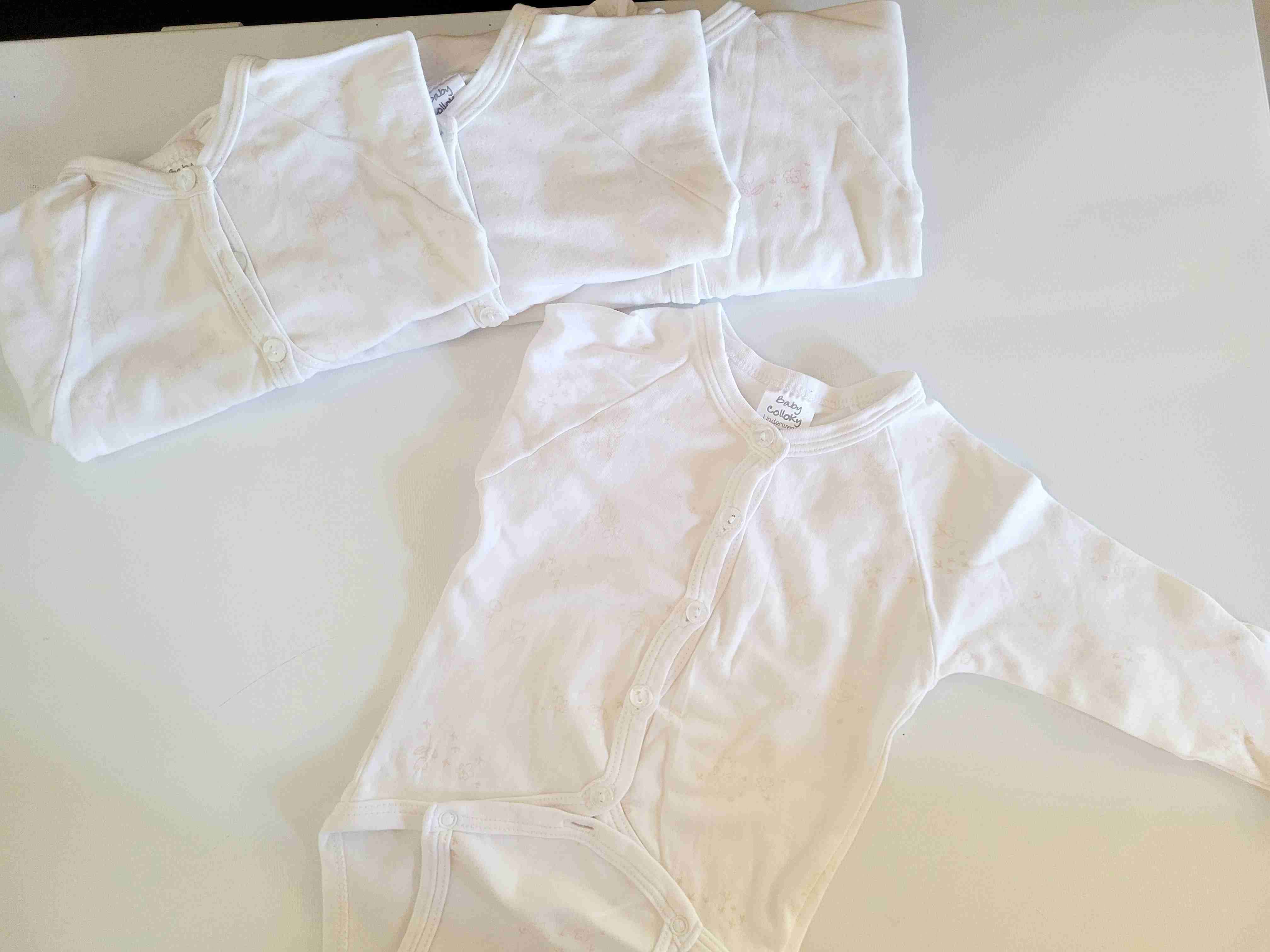 4 Bodys para bebé 6-9M COLLOKY