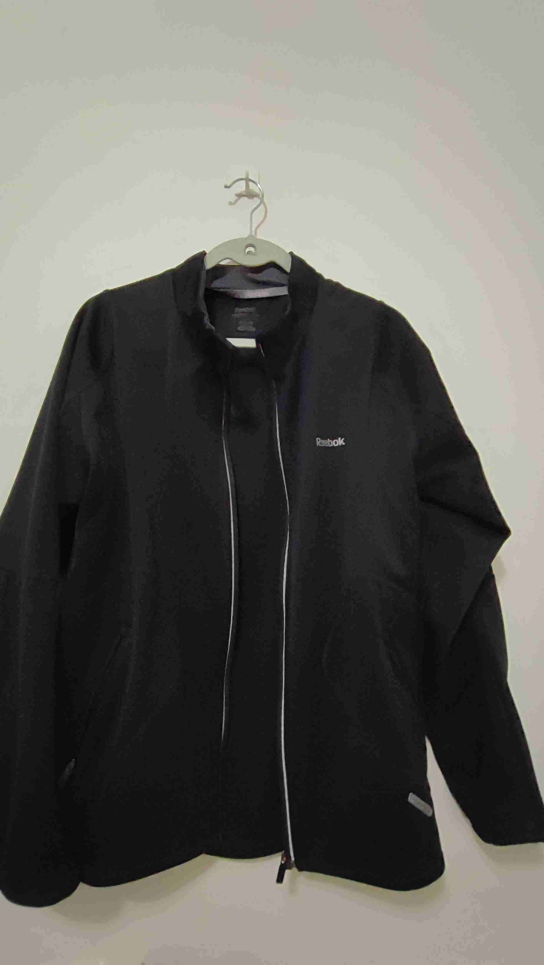 Chaqueta negra Reebok - miniatura 2