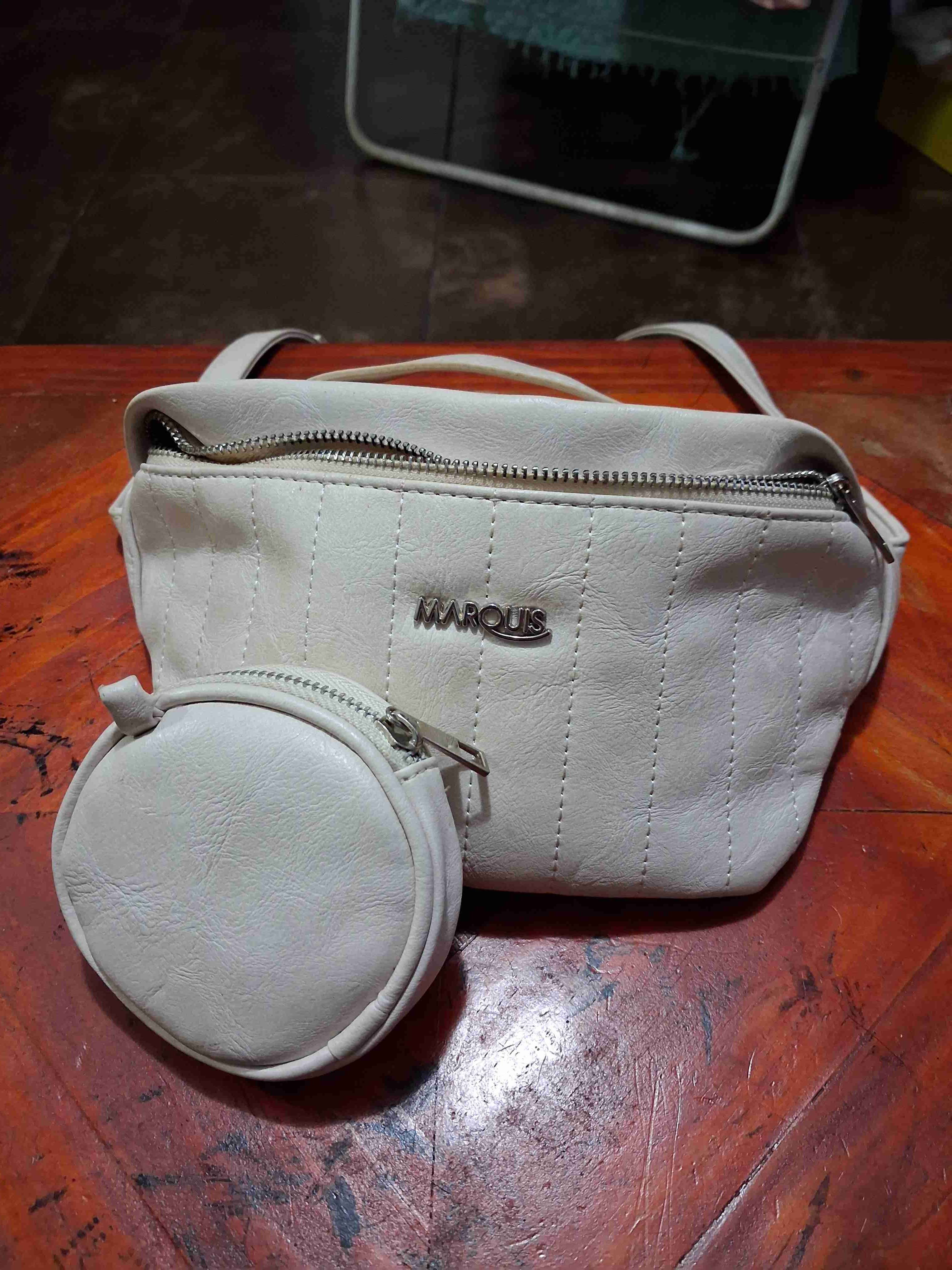 Riñonera blanca con monedero